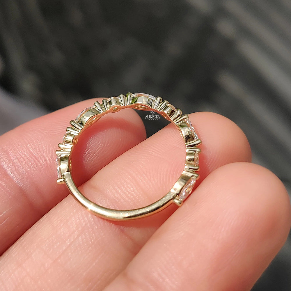 Shine of Promise – Yellow Gold Ring with Diamond