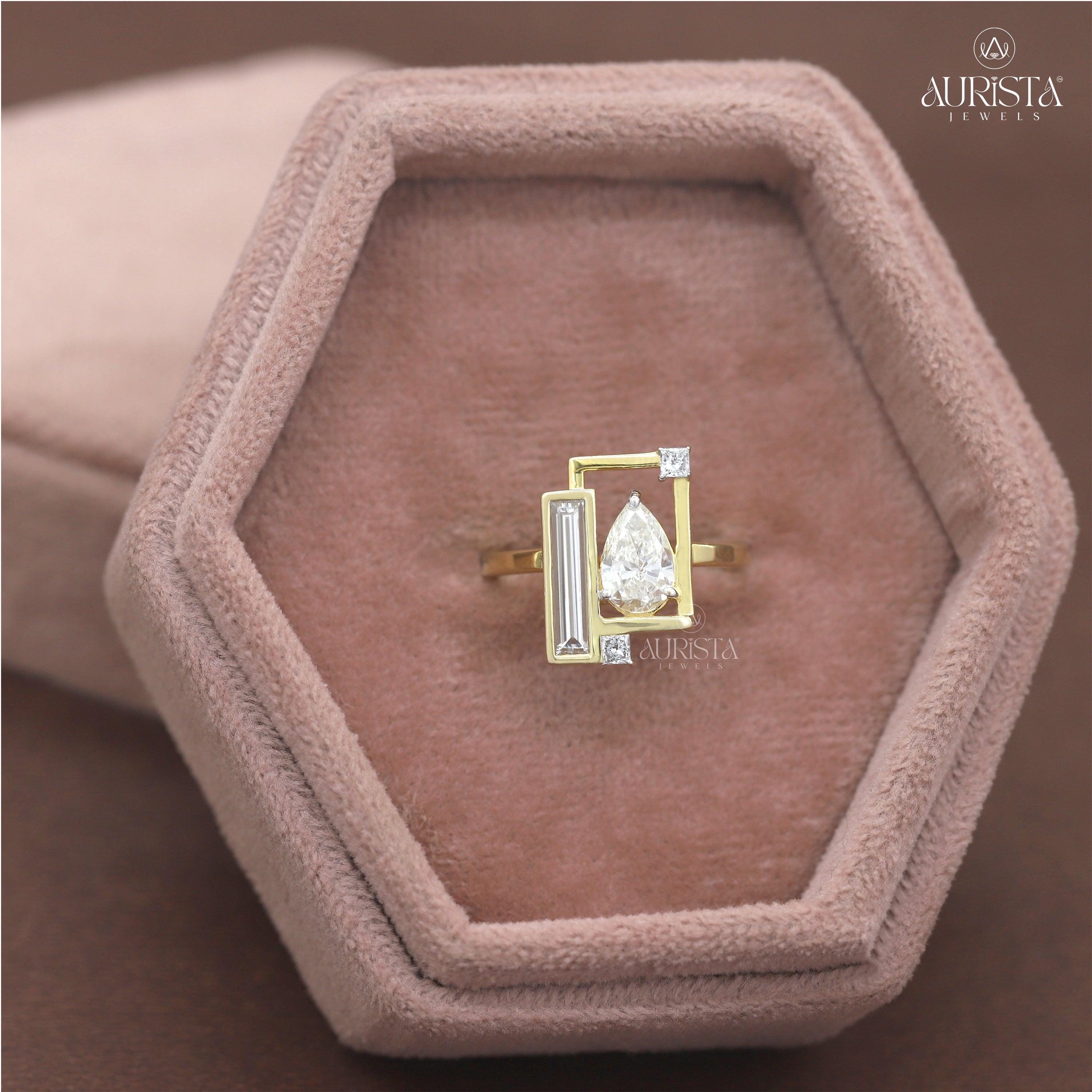 Promise Eternal – Yellow Gold Ring with Mix Diamond
