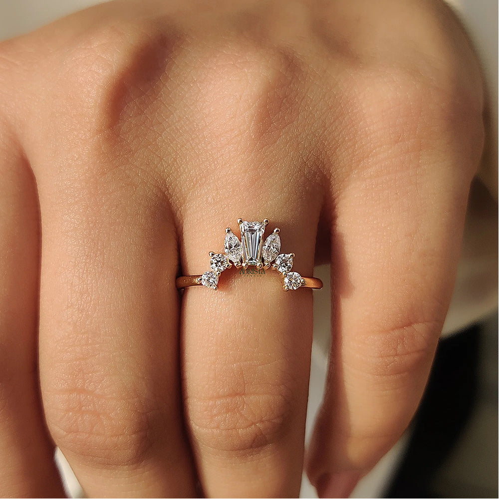 Promise of Light – Yellow Gold Ring with Baguette Diamond