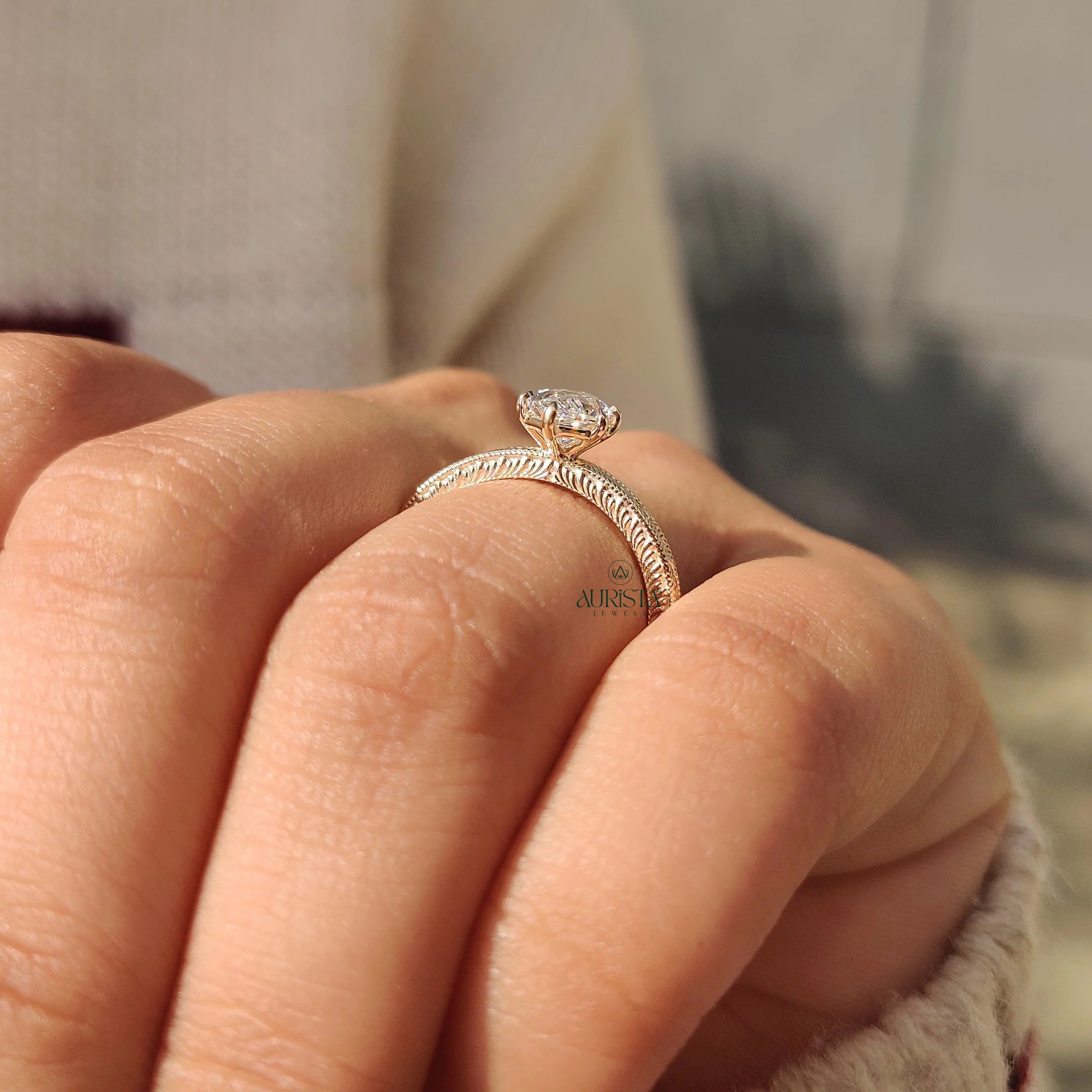 Single Diamond Elegance Ring with Graceful Design