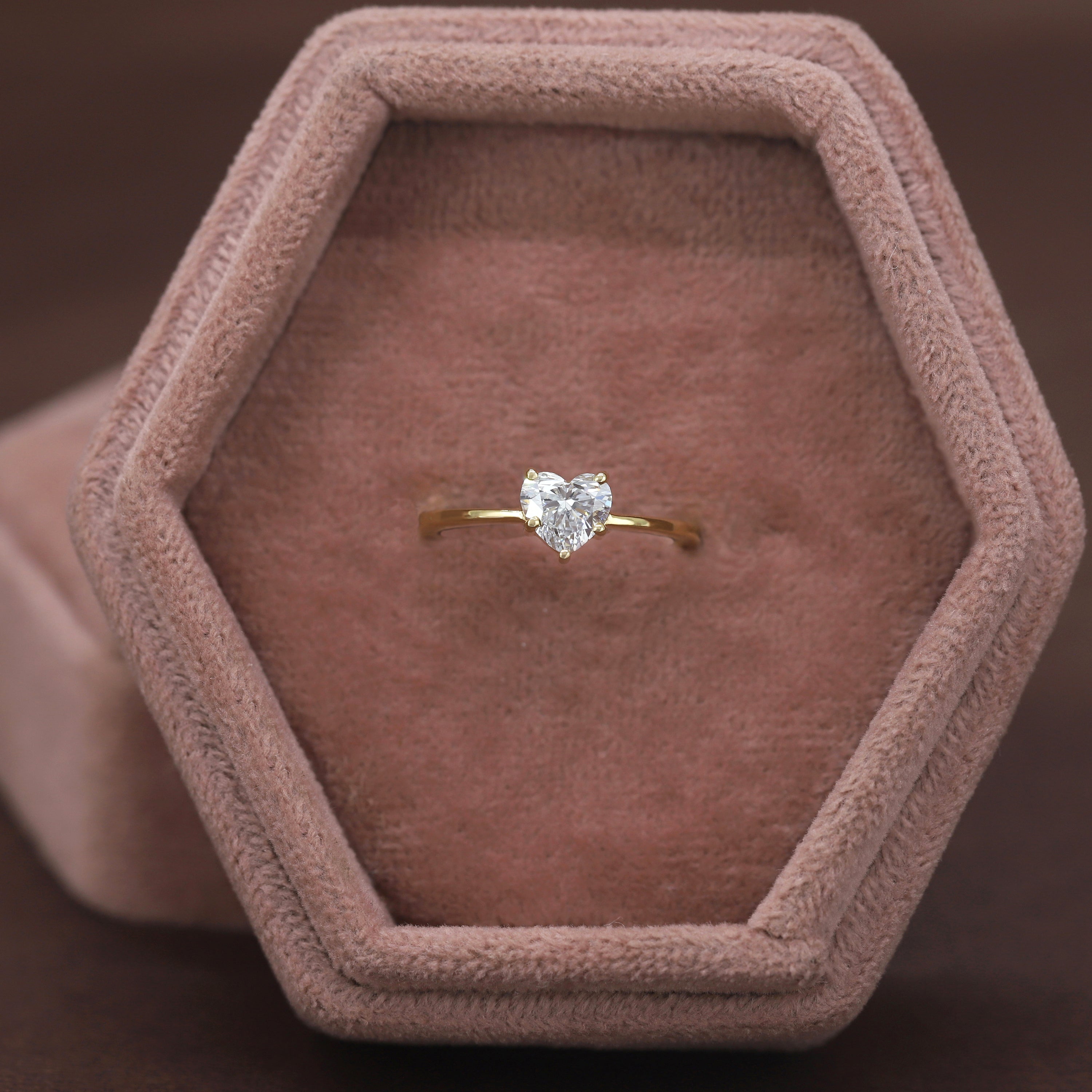 Timeless Union – Yellow Gold Band with Heart Diamond