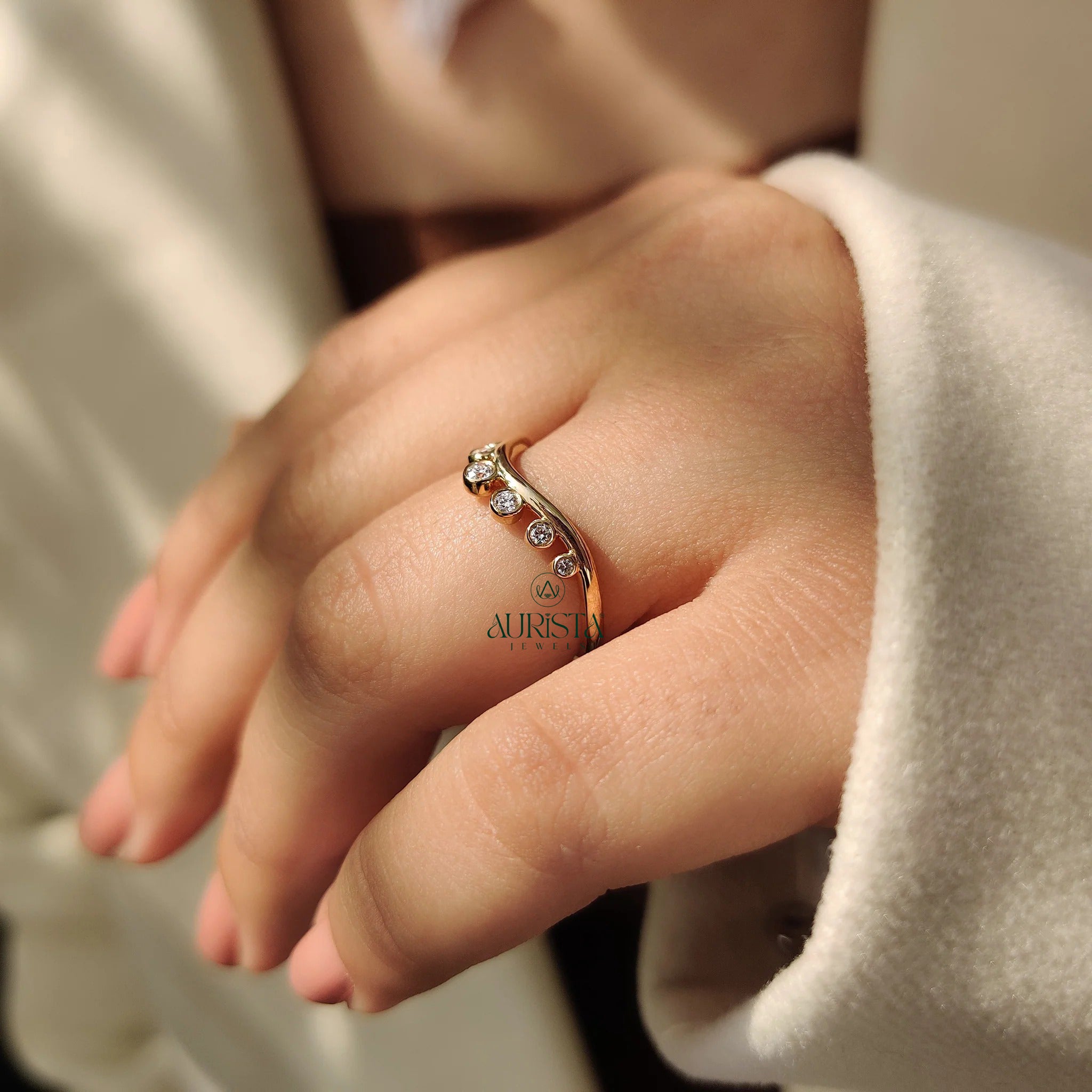 Pure Beauty – Designer Grace with Brilliant Spark