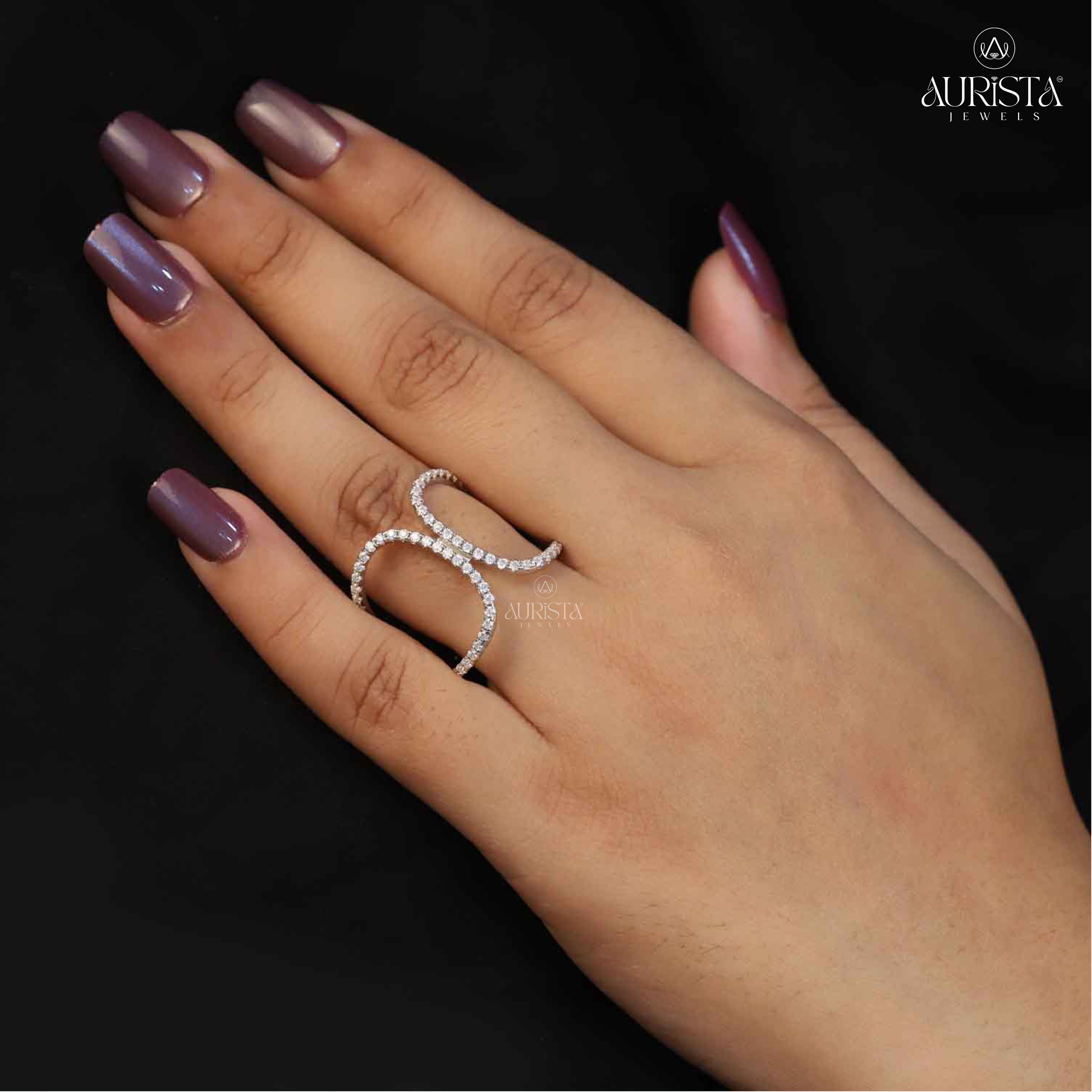 Hold Forever Close- White Gold with Round White Diamond