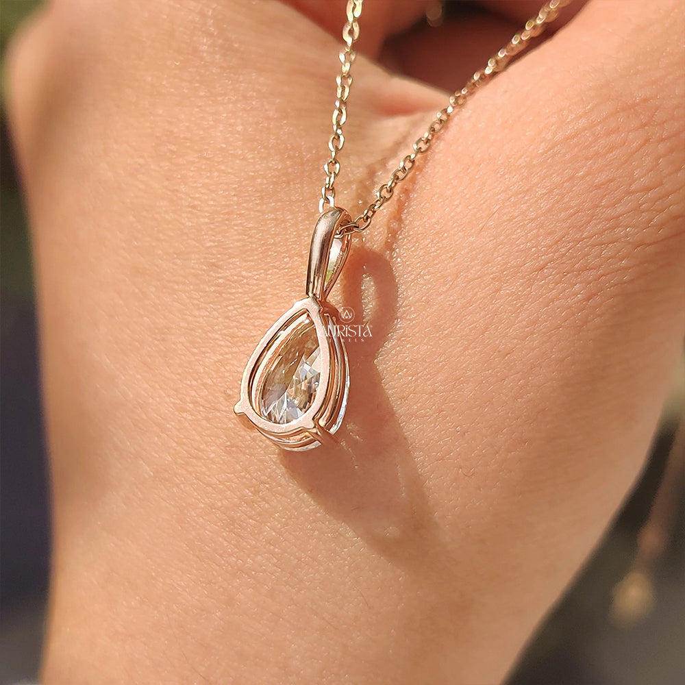 Dazzling Glow Pear Diamond Pendant in Rose Gold