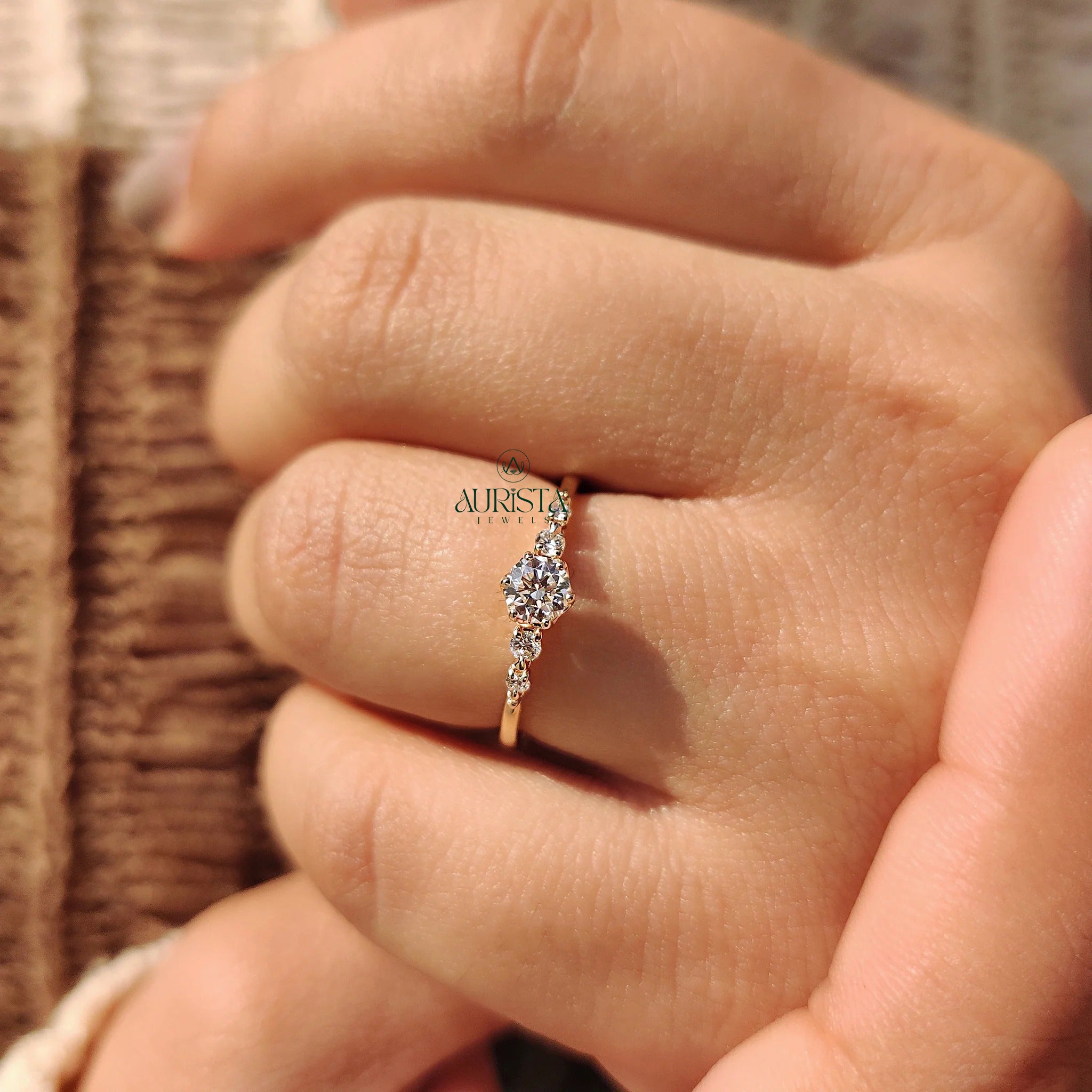 Eternal Sparkle – Classic Elegance with Shining Finish