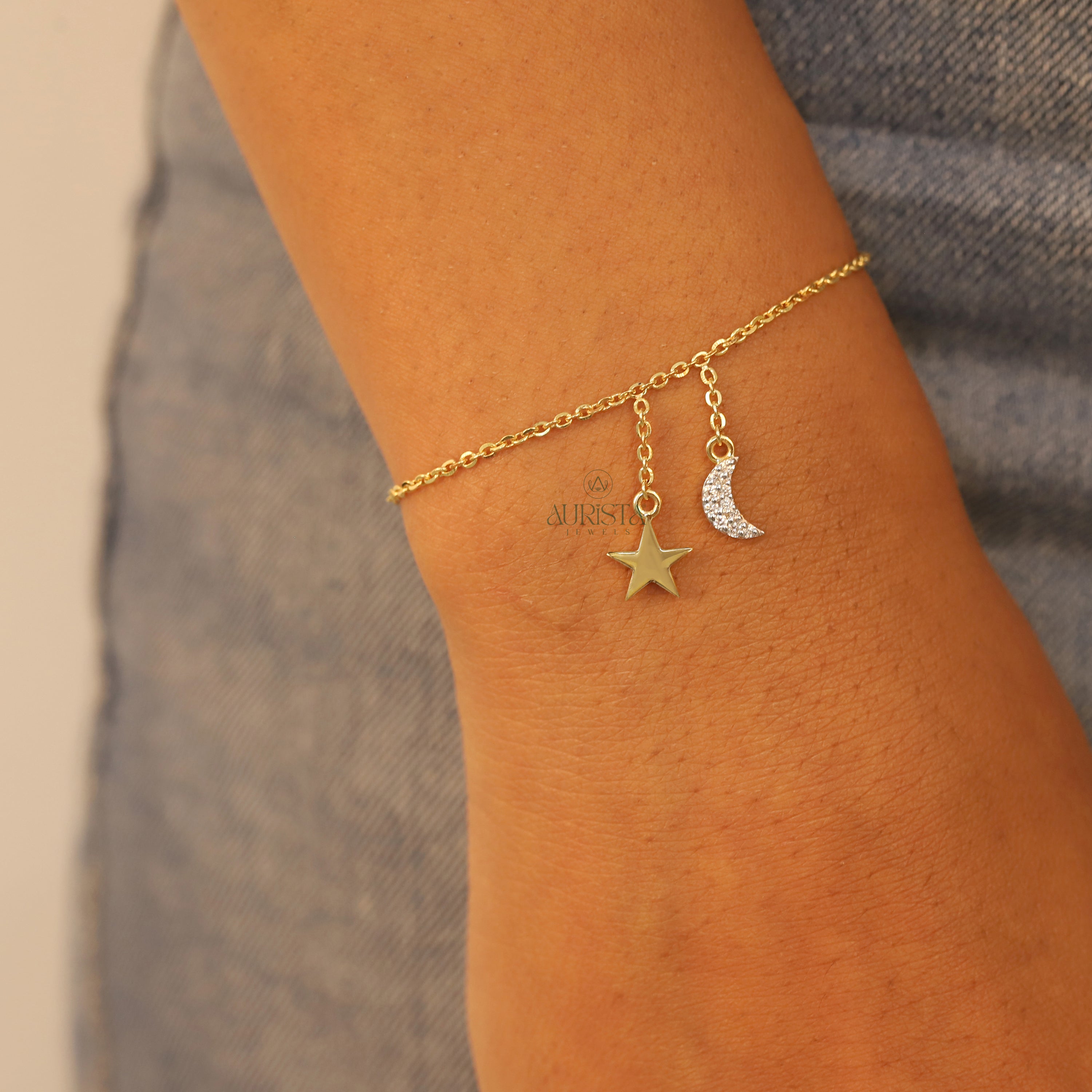 Gift of Forever – Yellow Gold with Moonlight Chain Bracelet