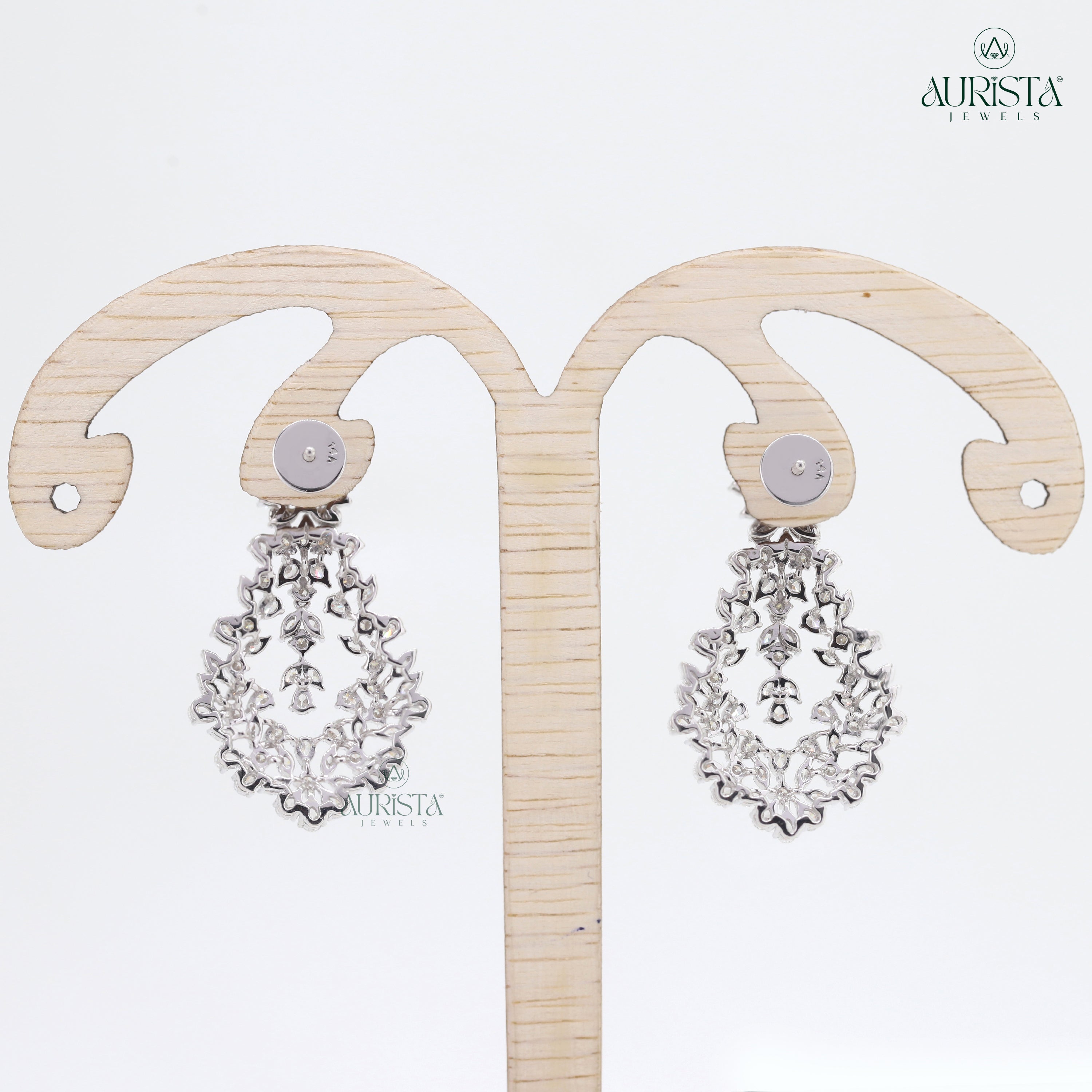 Brilliant Essence – Diamond Earrings