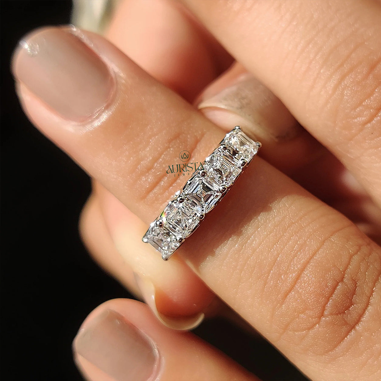 Infinite Sparkle – Luxe Beauty with Fine Shine
