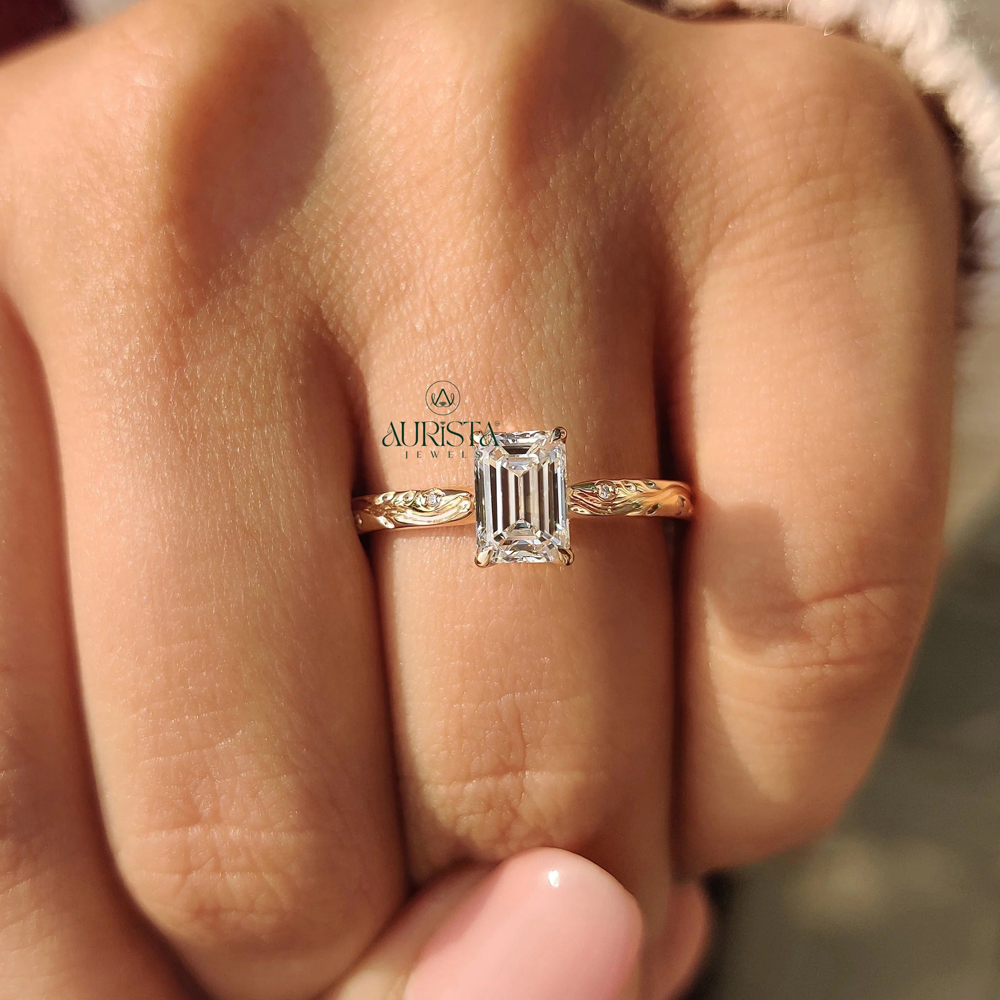 Eternal Beauty – Glossy Charm with Fine Sparkle