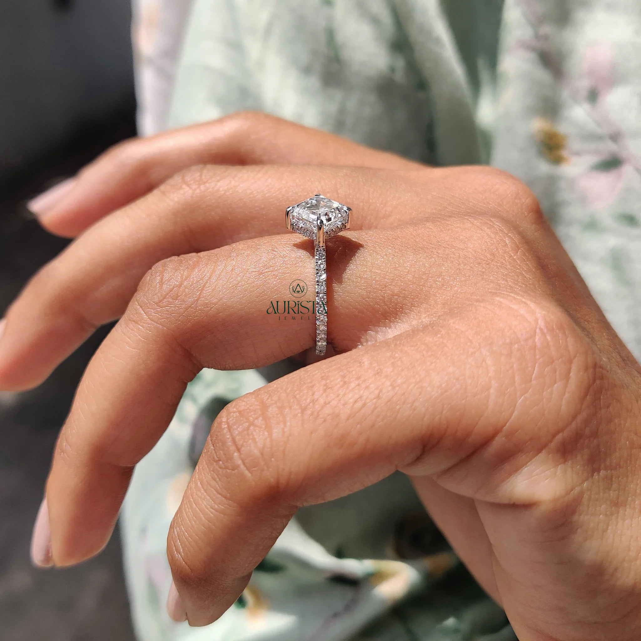 Golden Pave Aura – Elegant Ring with Dazzling Sparkle
