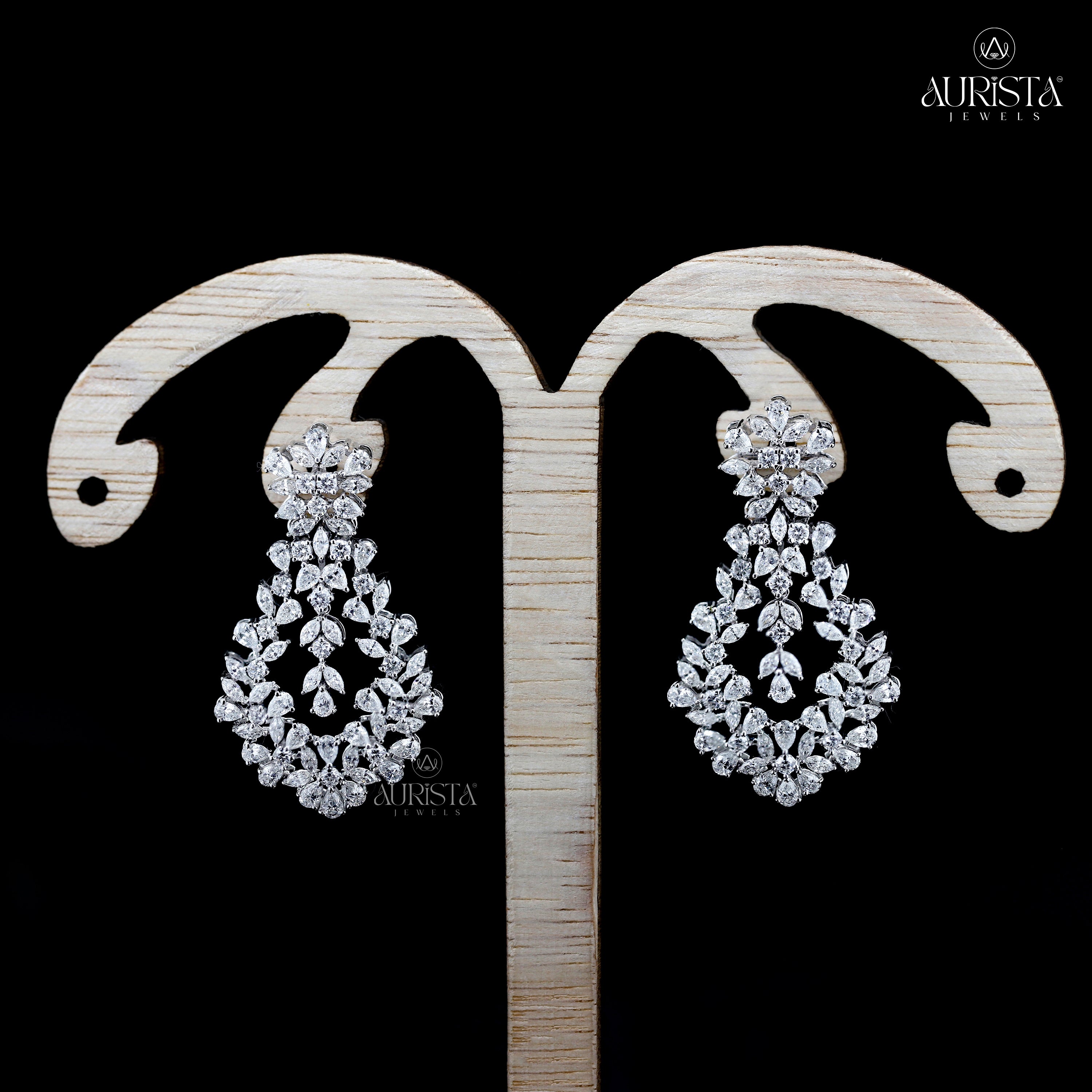 Brilliant Essence – Diamond Earrings