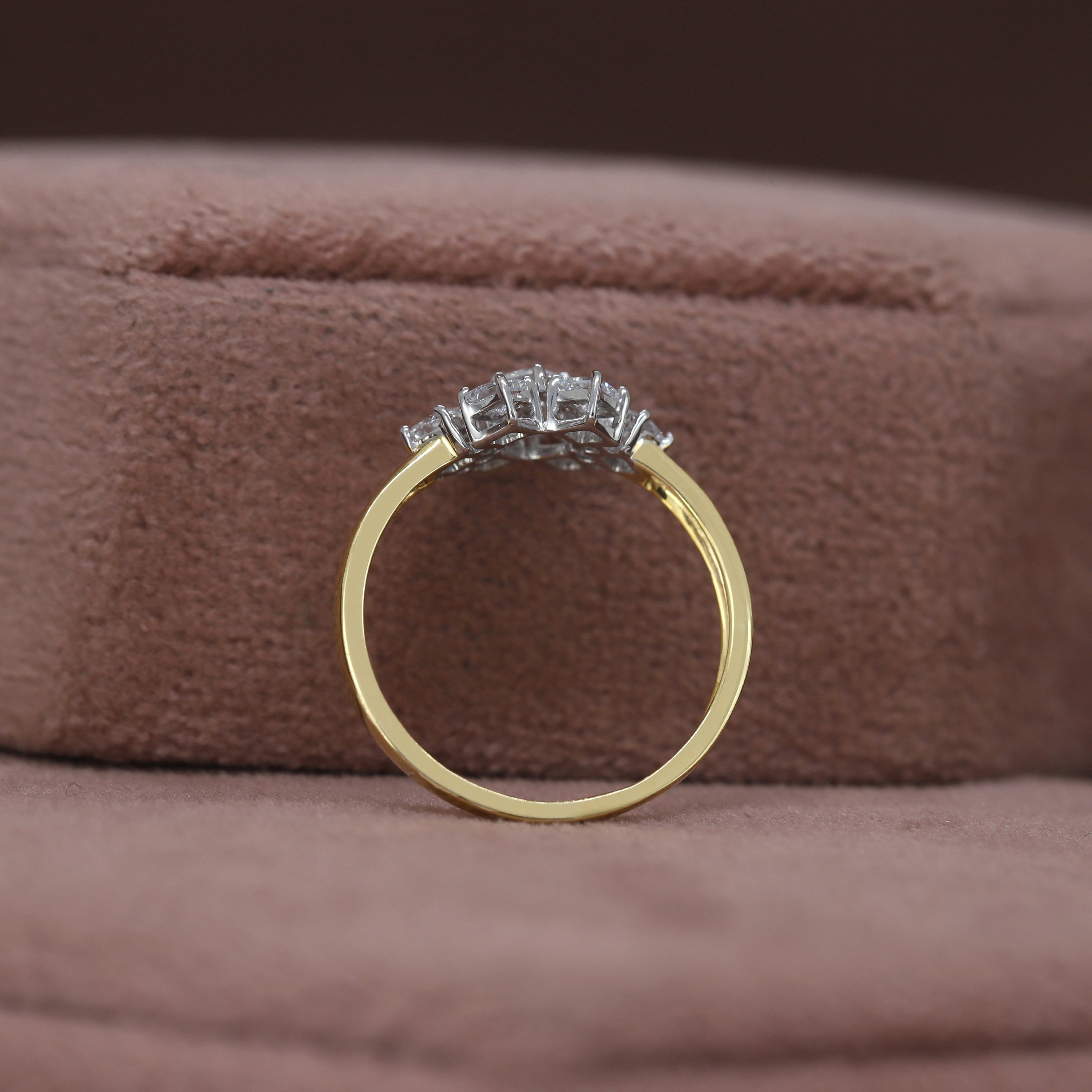 The Diamond of Forever – Custom Ring Whit Princess Diamond Ring