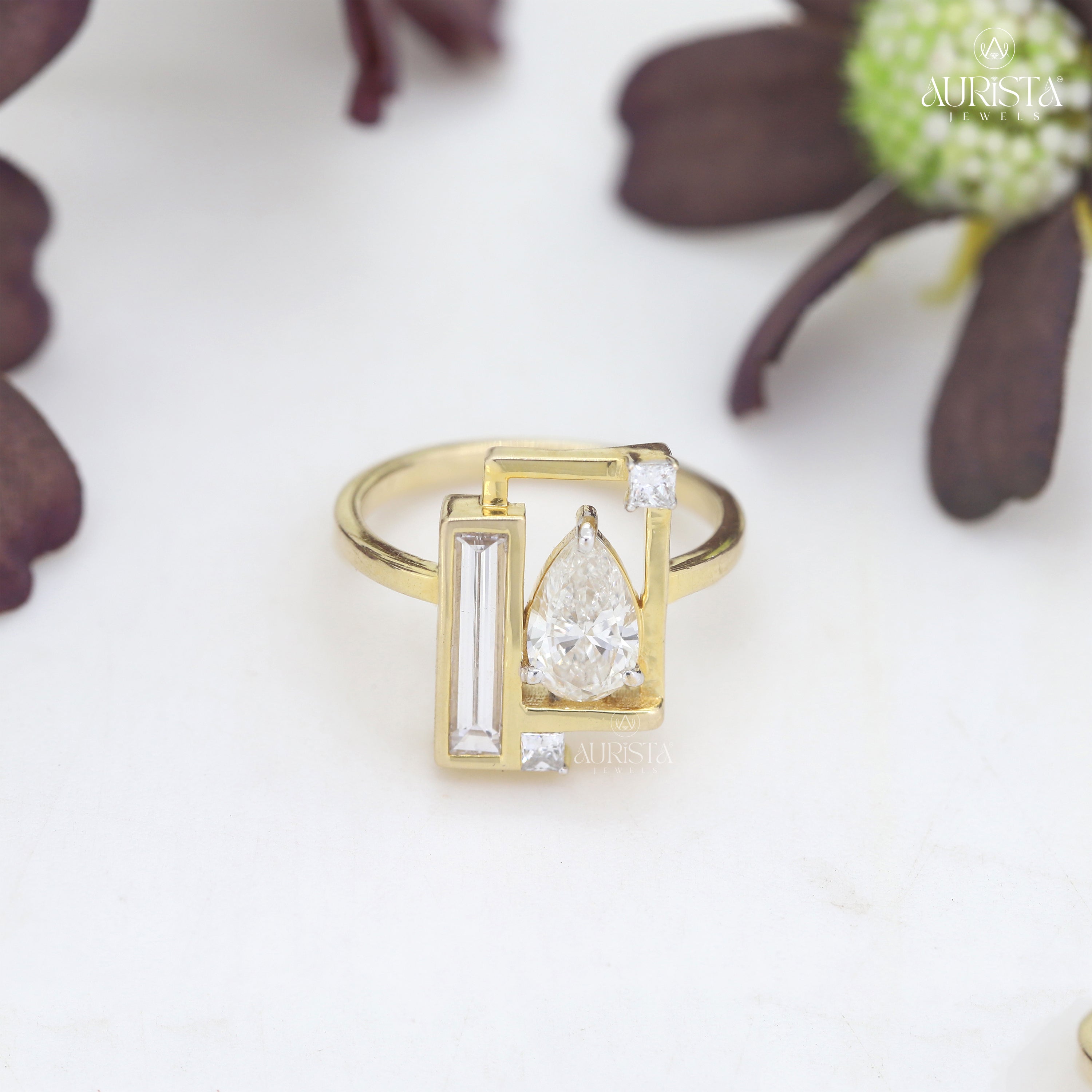 Promise Eternal – Yellow Gold Ring with Mix Diamond