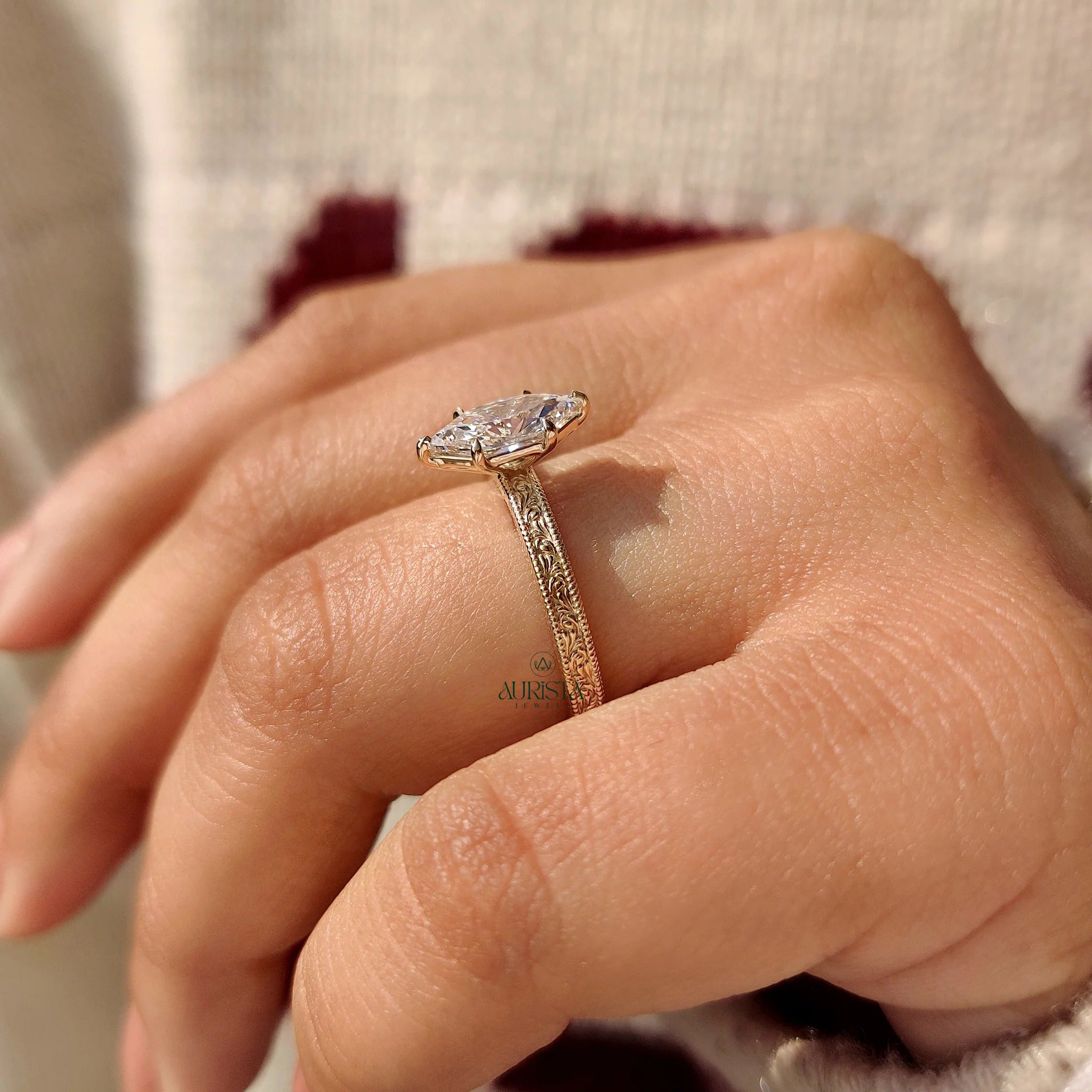 Single Diamond Elegance Ring with Graceful Design