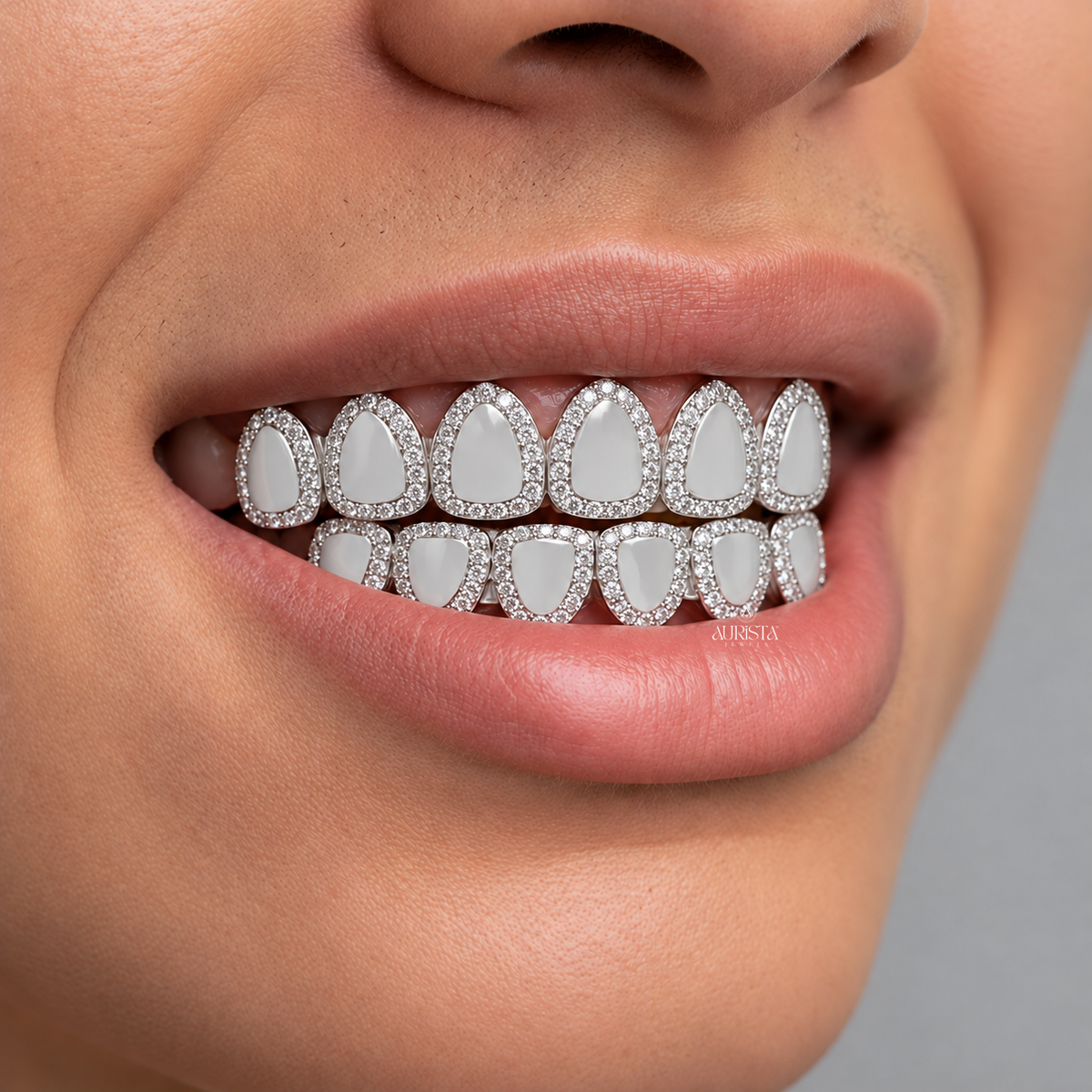 Custom Open Face Halo Grillz Set Moissanite in Diamond Luxury Hip Hop Jewelry