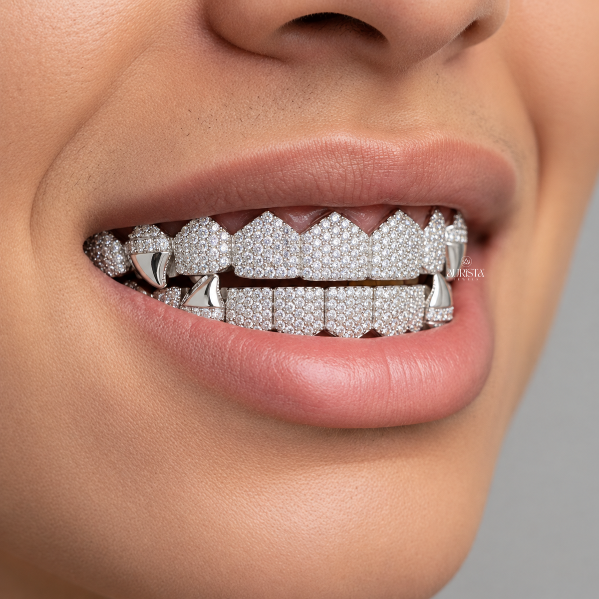 Custom Fangs Dental Grillz Set Moissanite in Diamond Luxury Hip Hop Jewelry