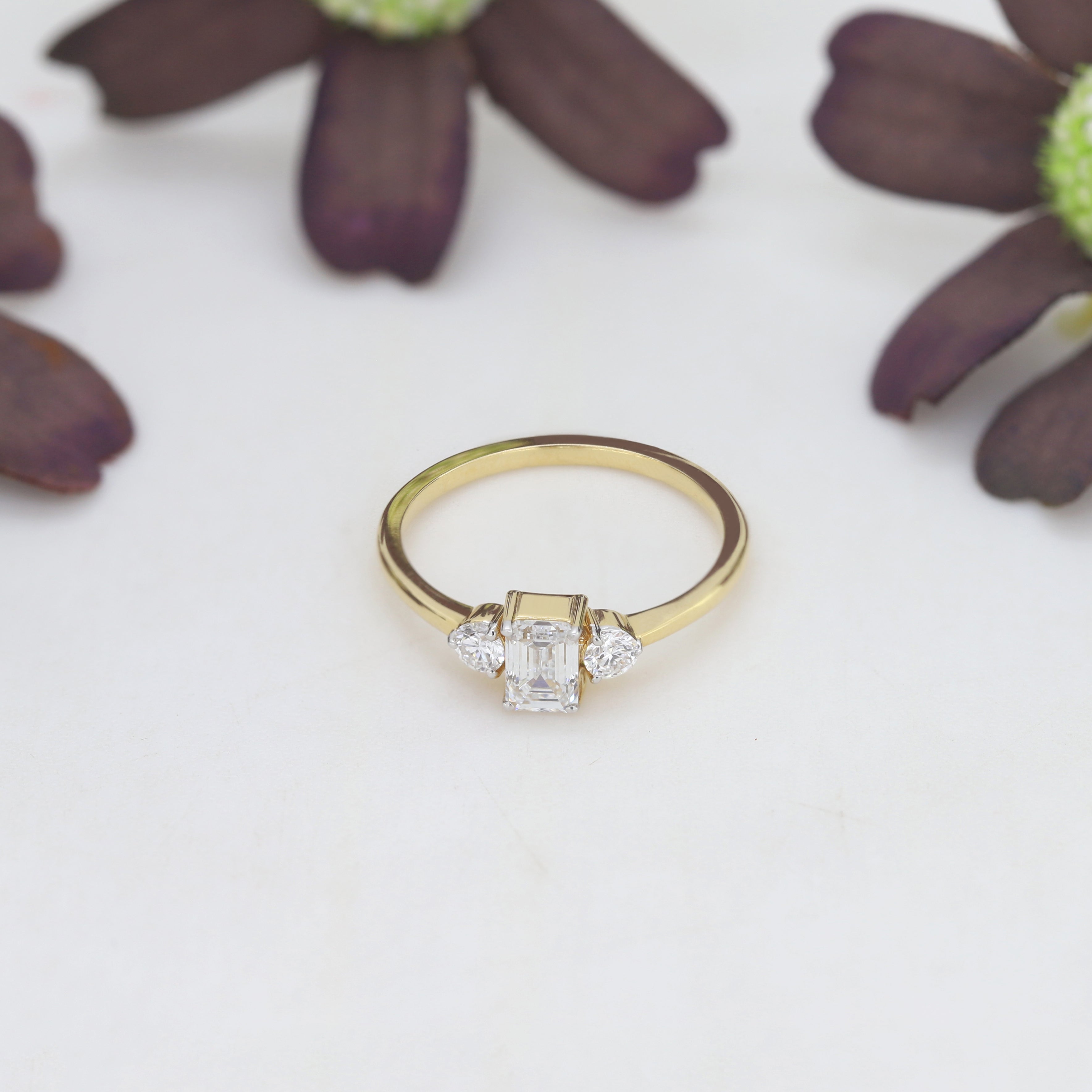 Hold Forever Close- Yellow Gold Band with Emerald White Diamond