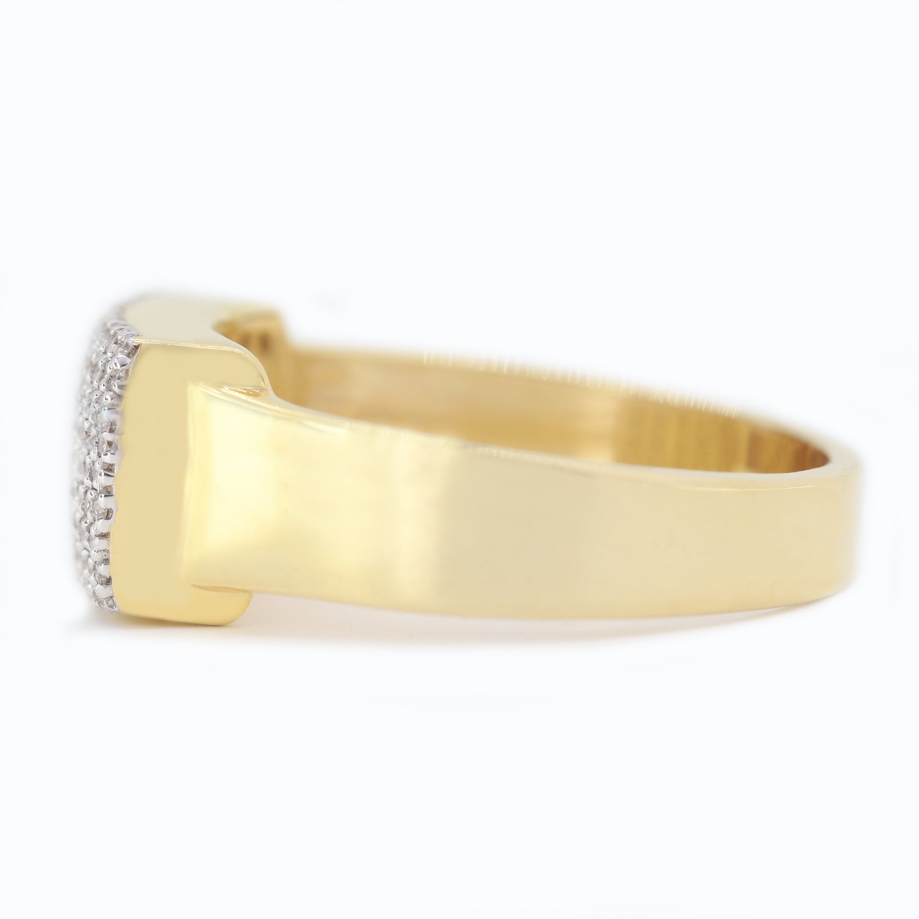 Crown of Promise – Yellow Gold Ring with Round Diamond
