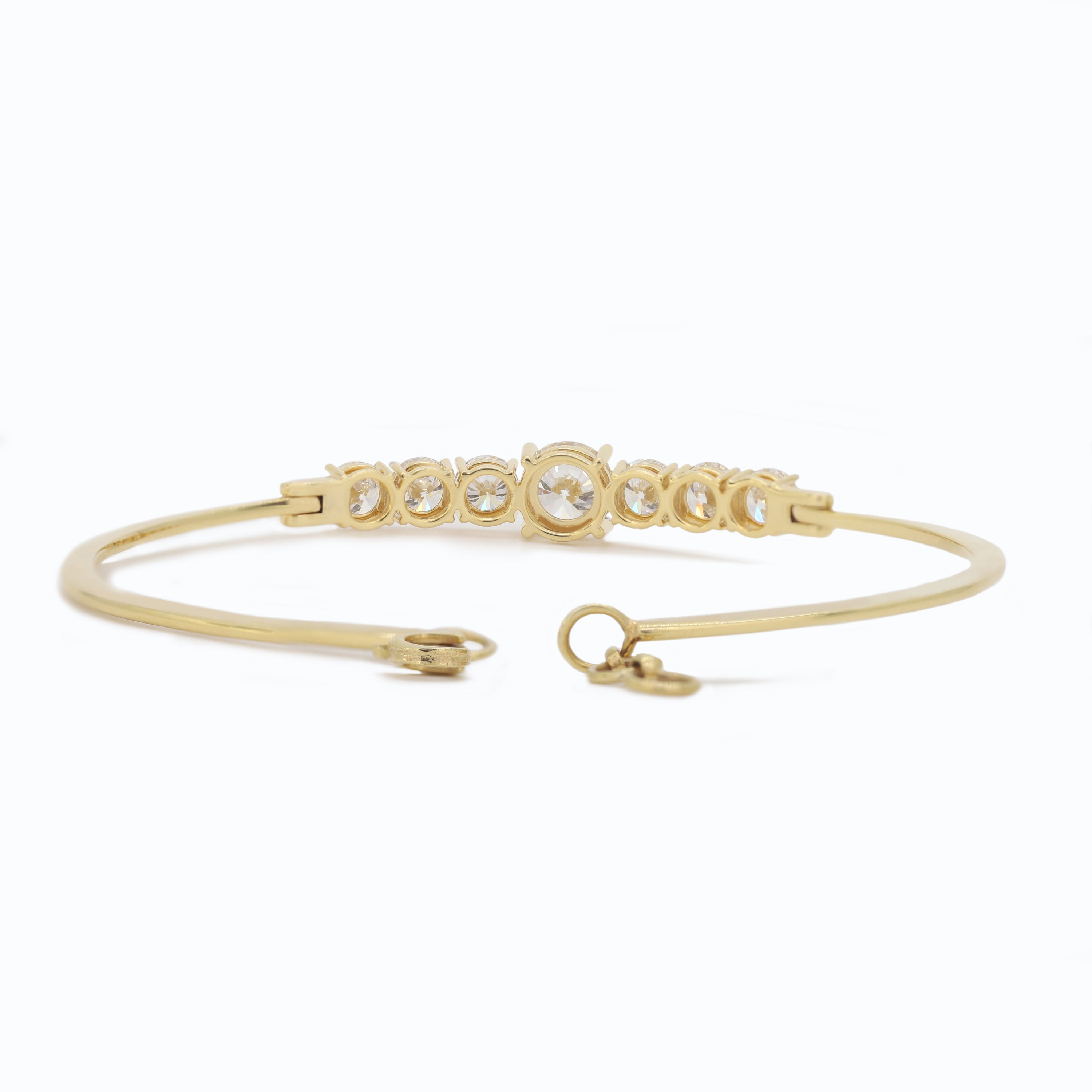 Eternal Embrace – Diamond Bracelet in Yellow Gold