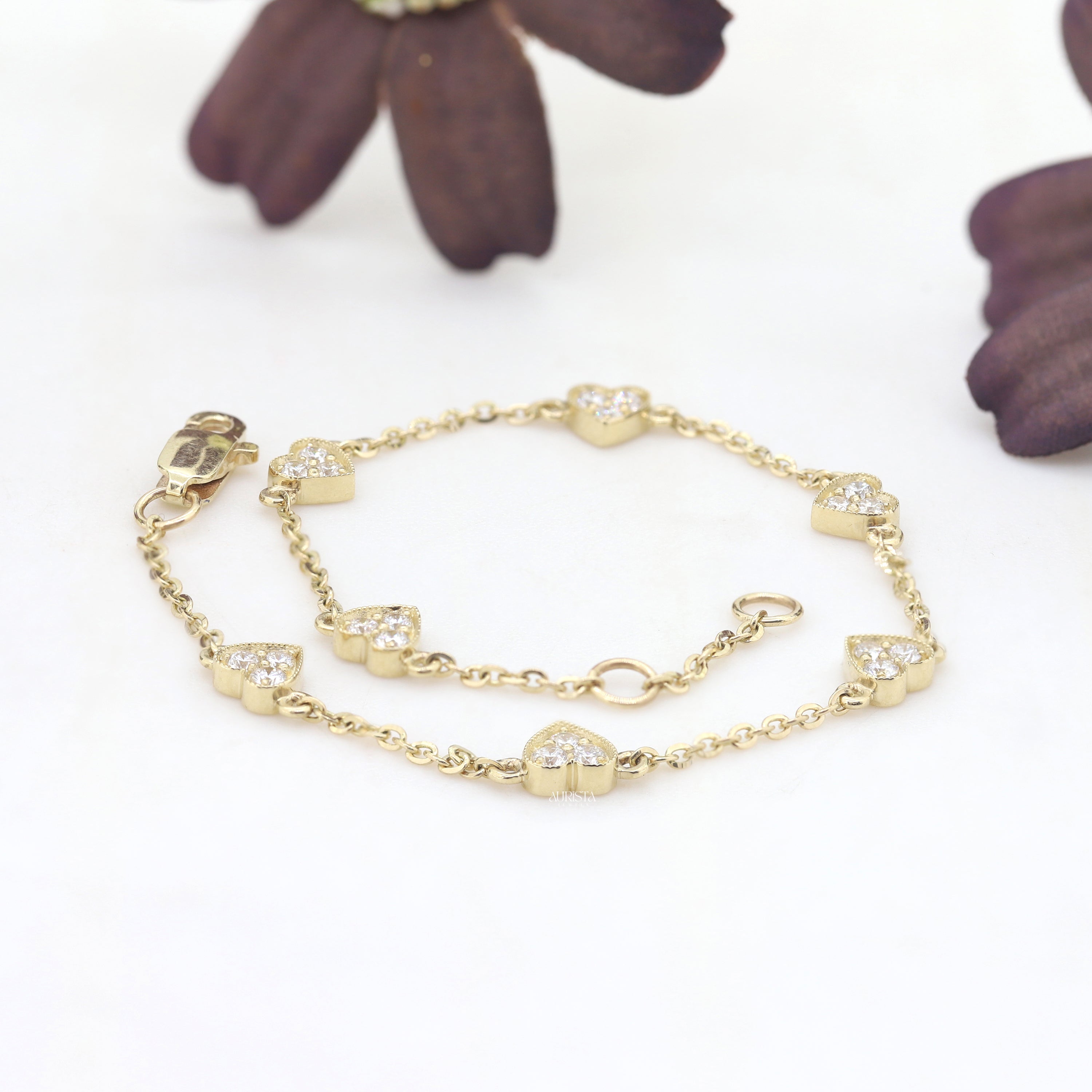 Whispered Glow – Yellow Gold Bracelet with Diamonds