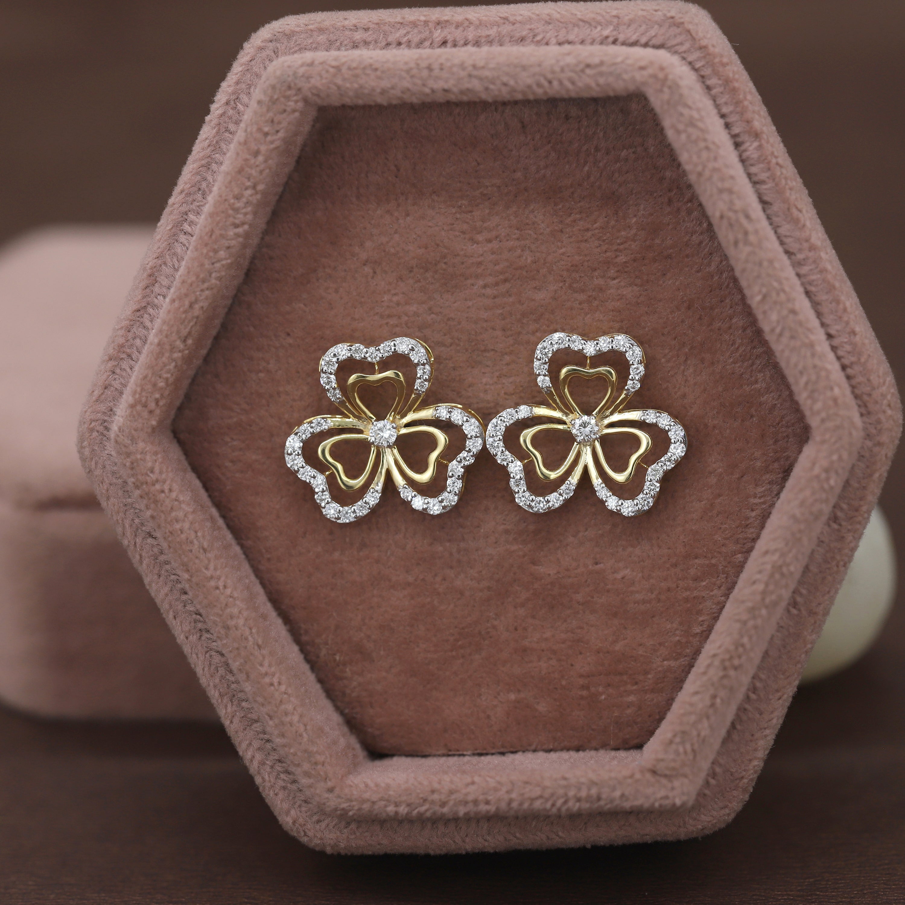 Timeless Spark Round Cut Diamond Jewelry Set