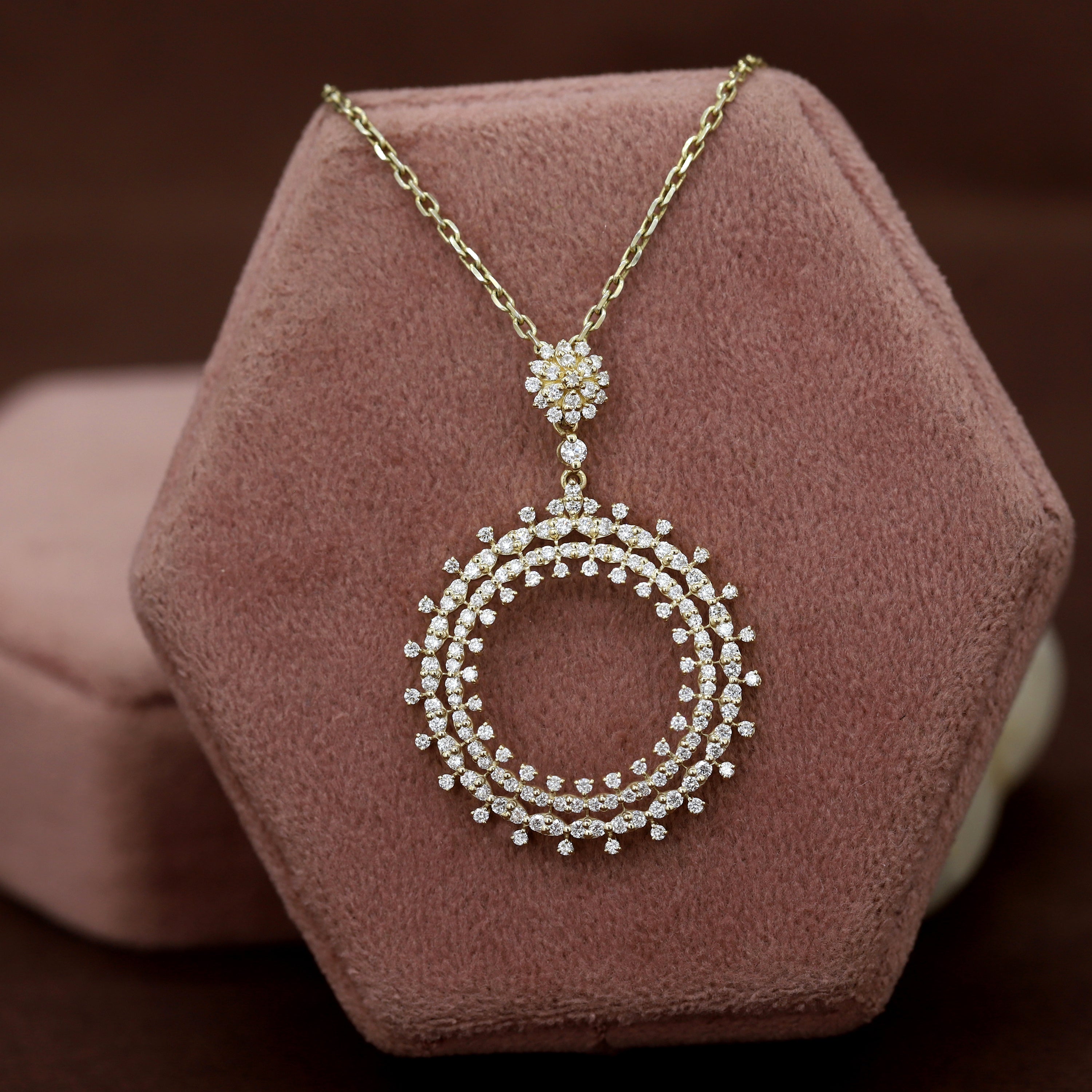 Pure Glow Round Diamond Pendant in Yellow Gold
