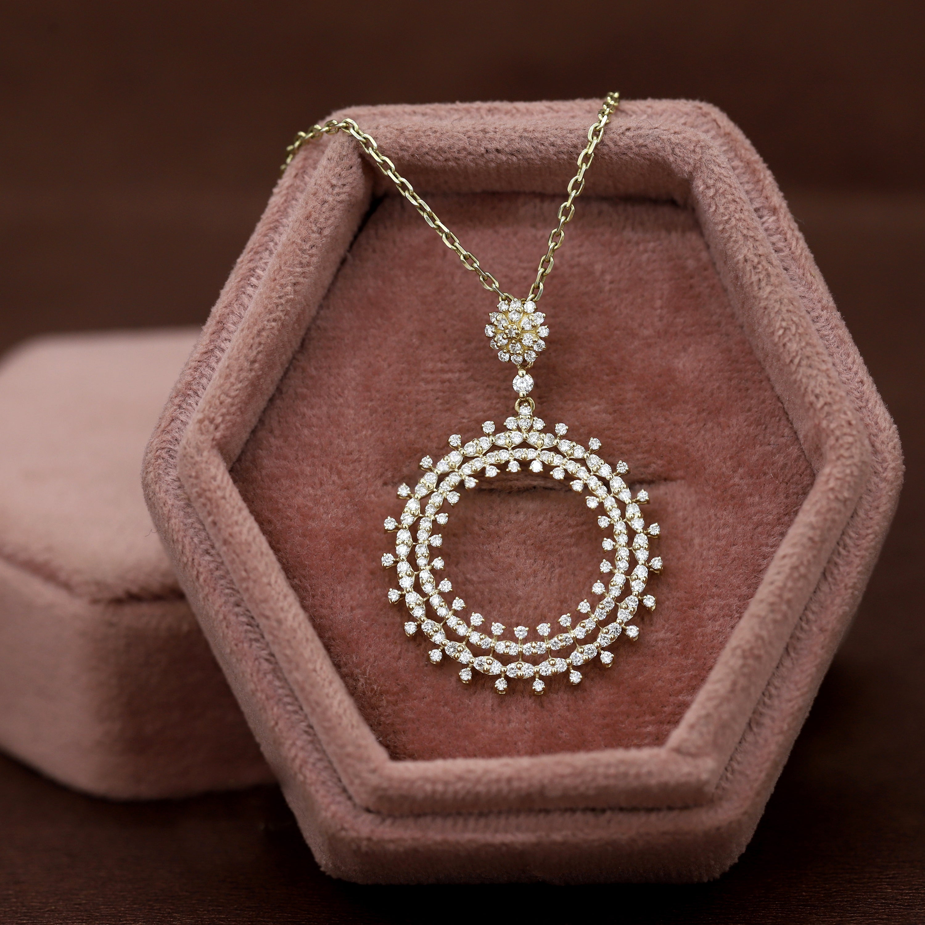 Pure Glow Round Diamond Pendant in Yellow Gold