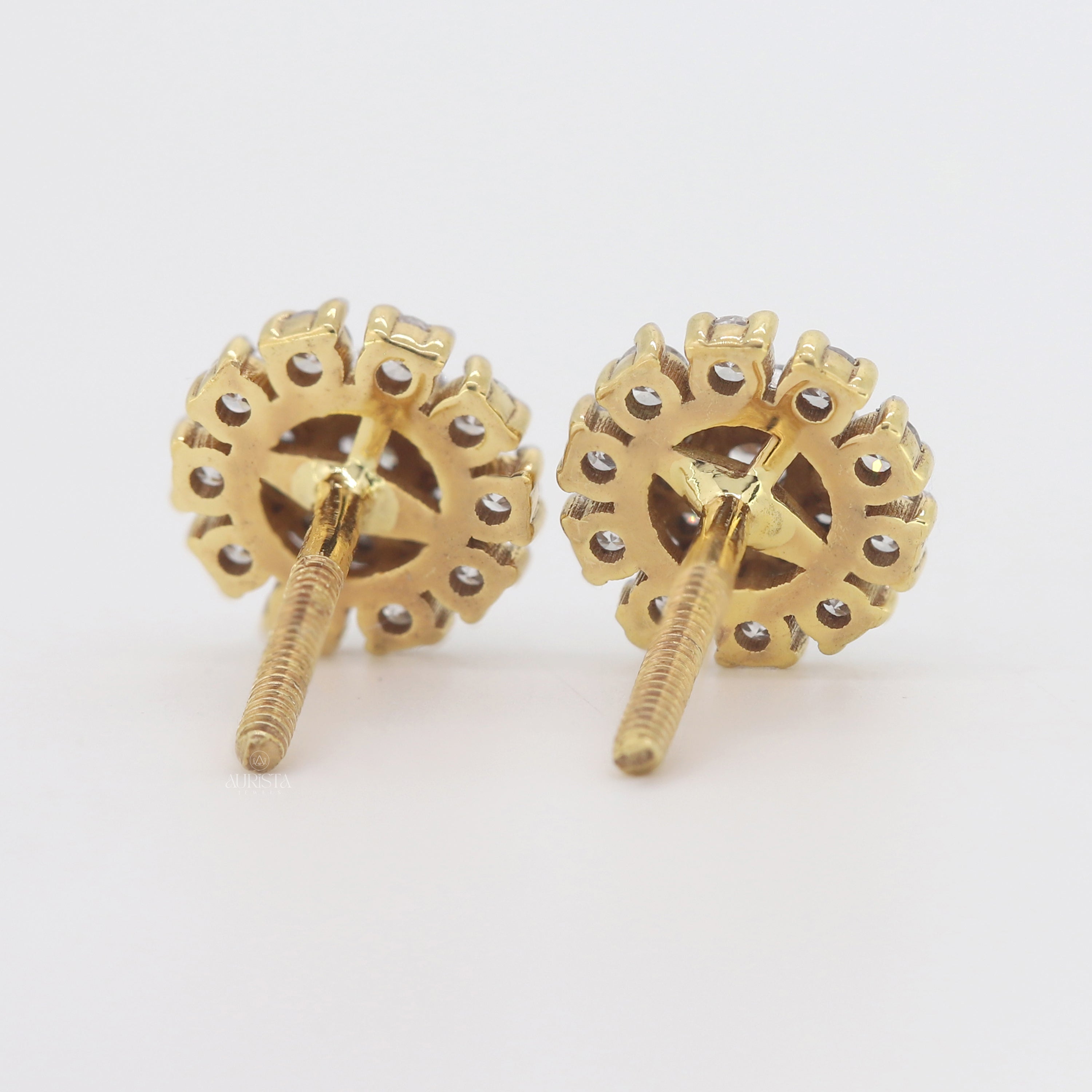 Endless Shine – Round Diamond Earrings