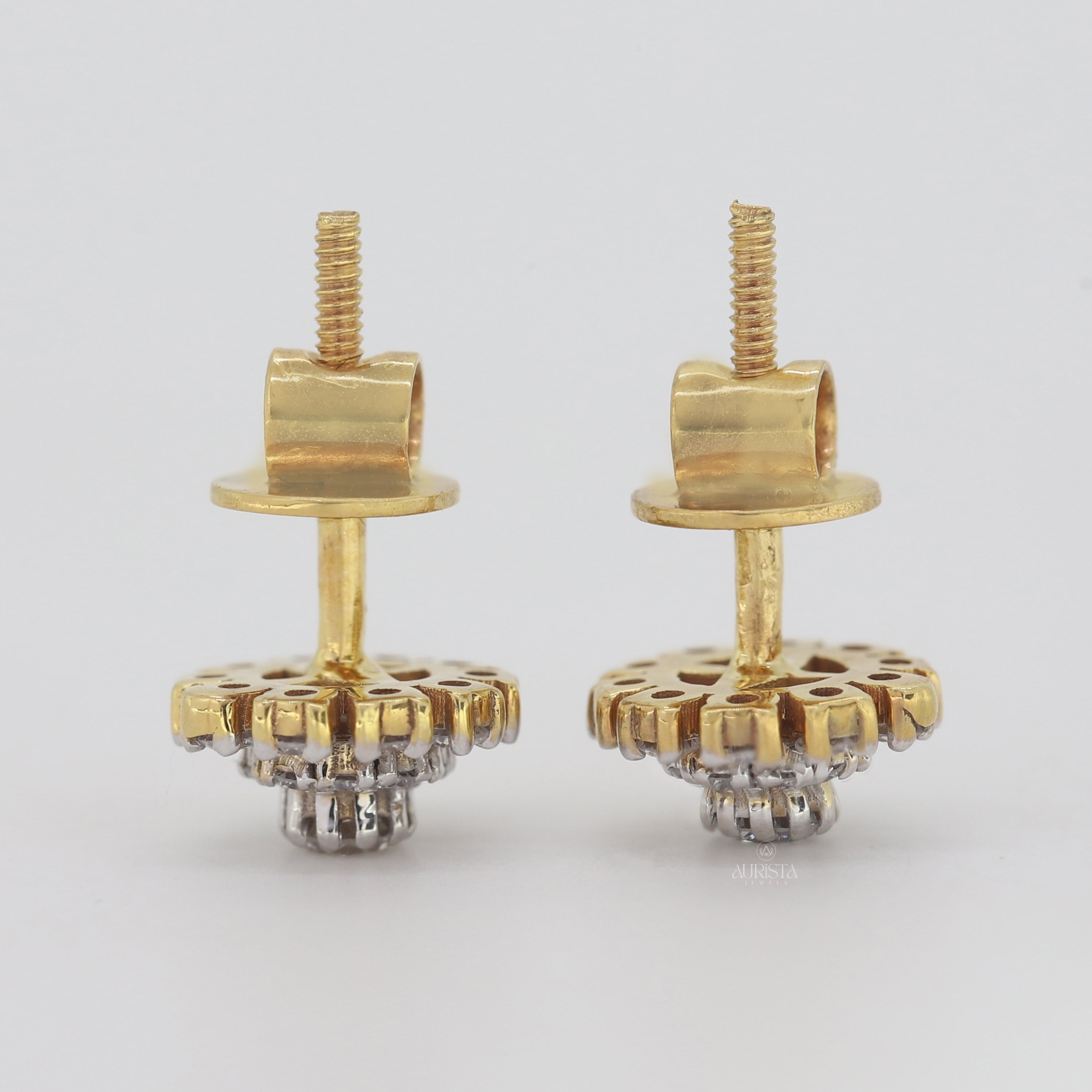 Endless Shine – Round Diamond Earrings