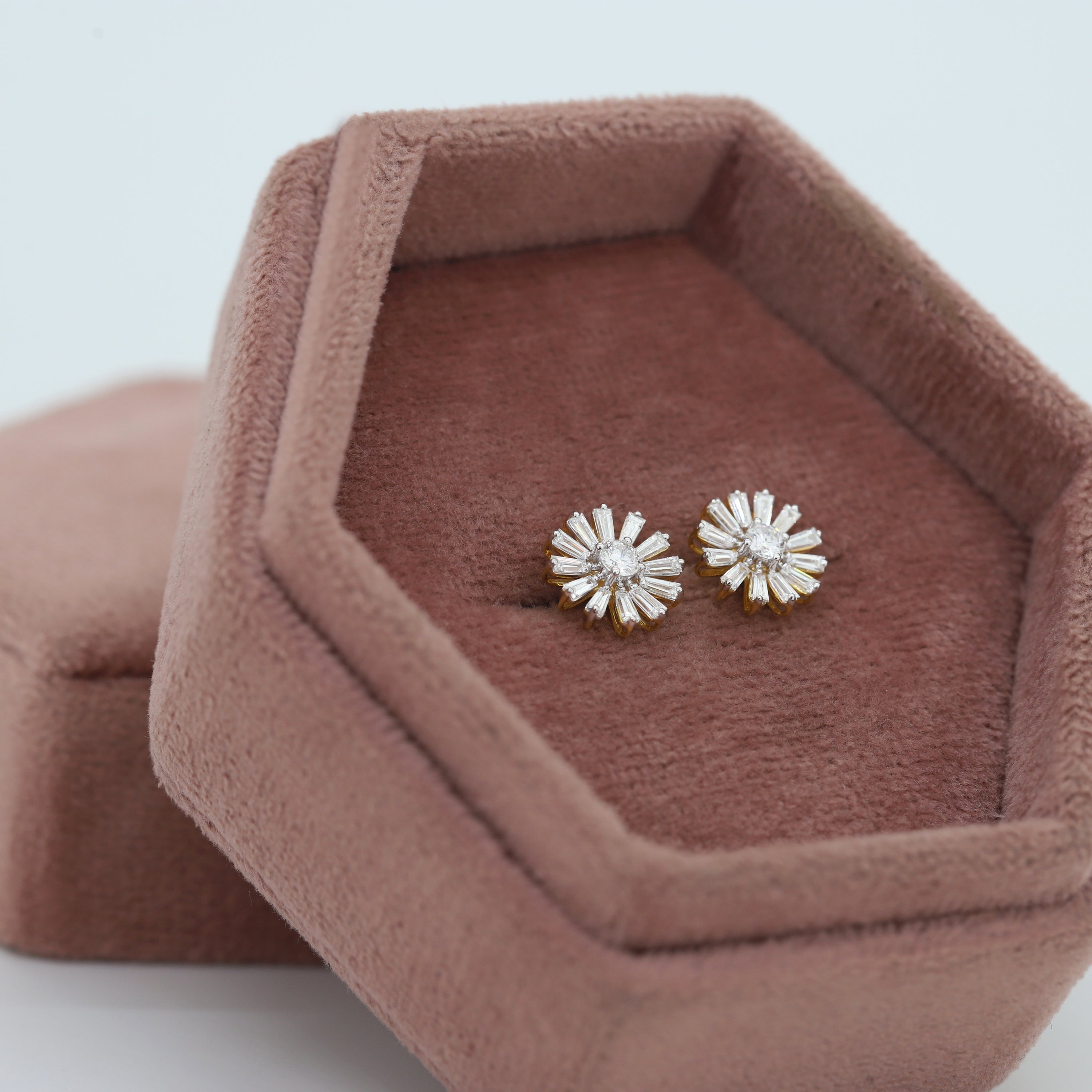 Pure Elegance – Yellow Gold Diamond Earrings