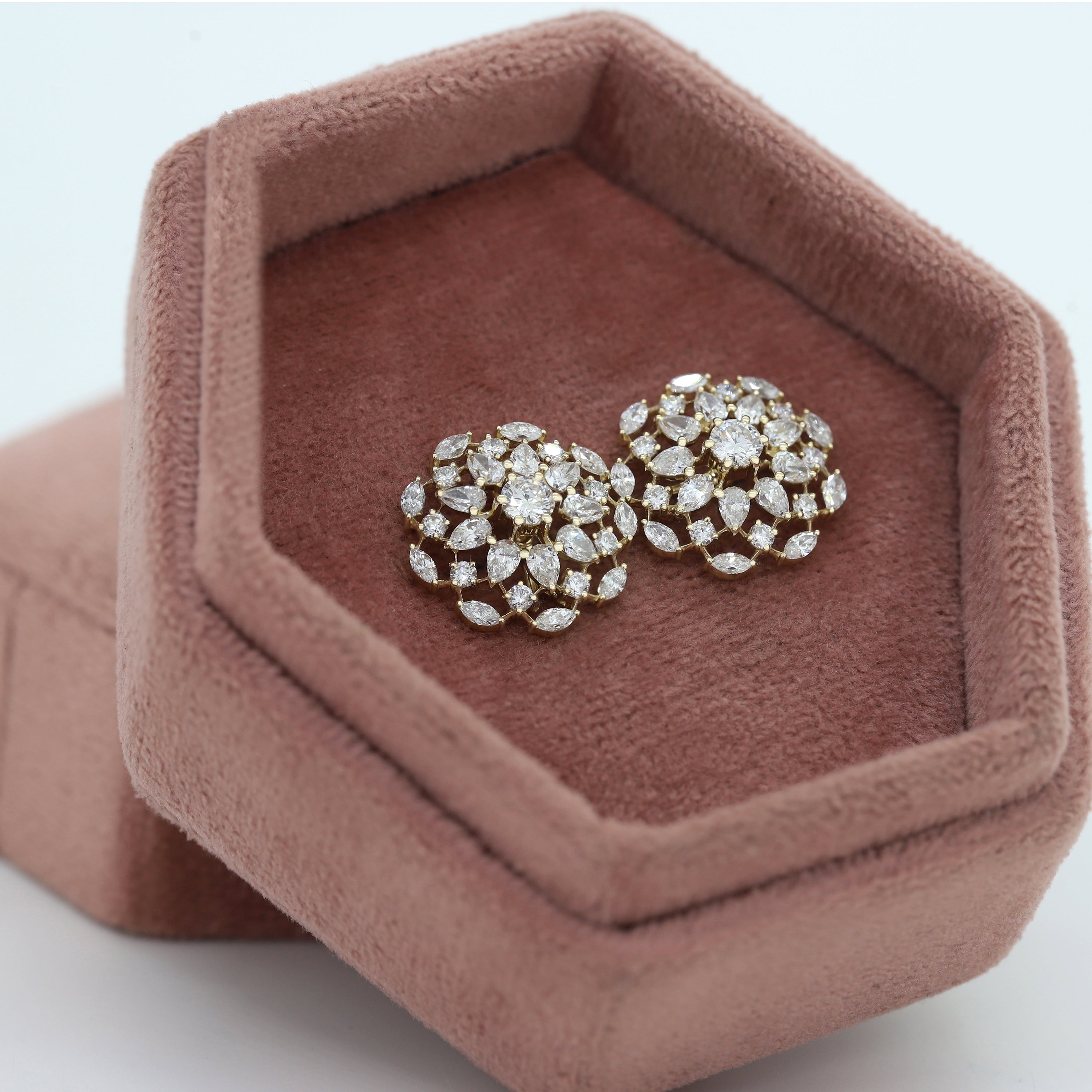 Eternal Shine – Gold Diamond Earrings