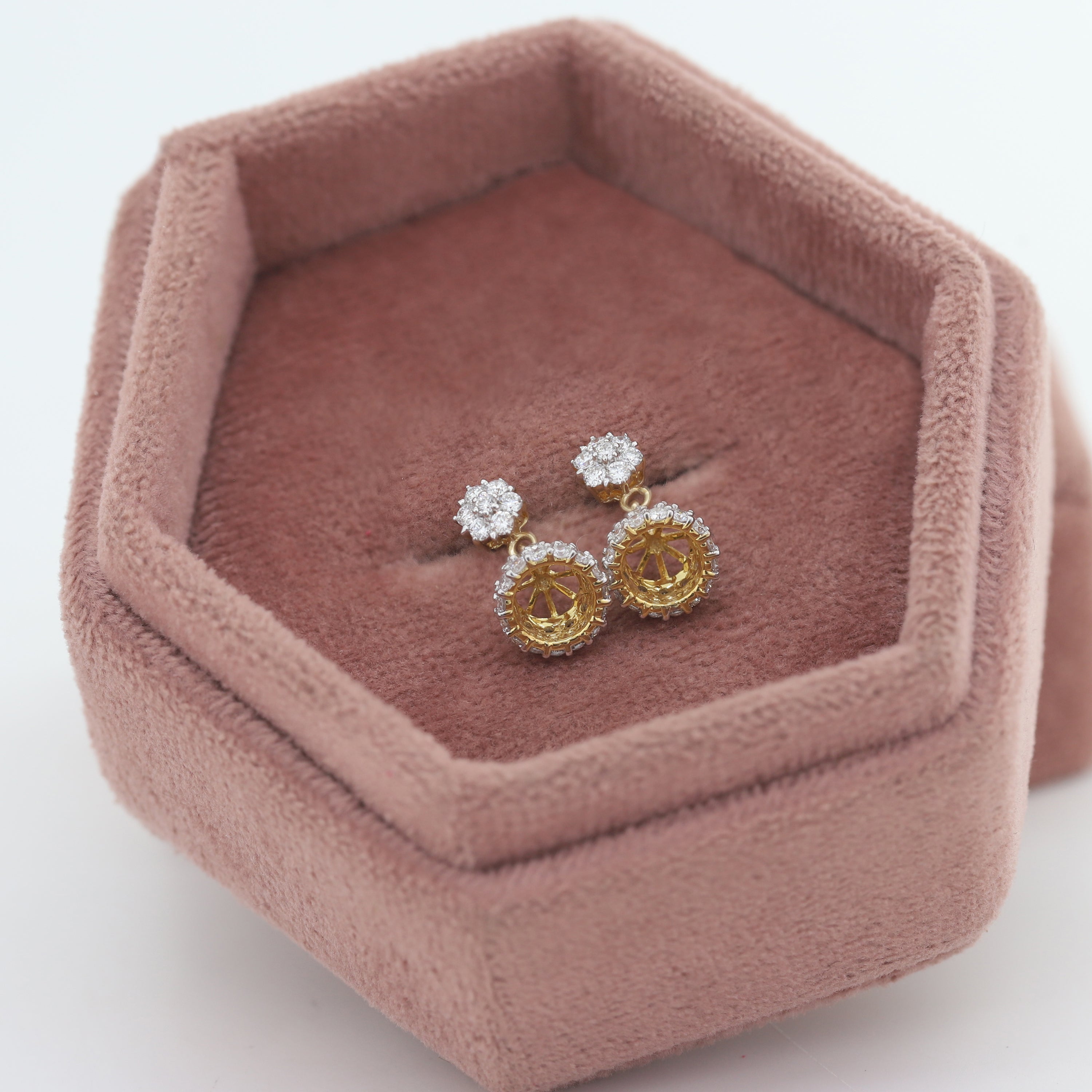 Celestial Glow – Diamond Earrings