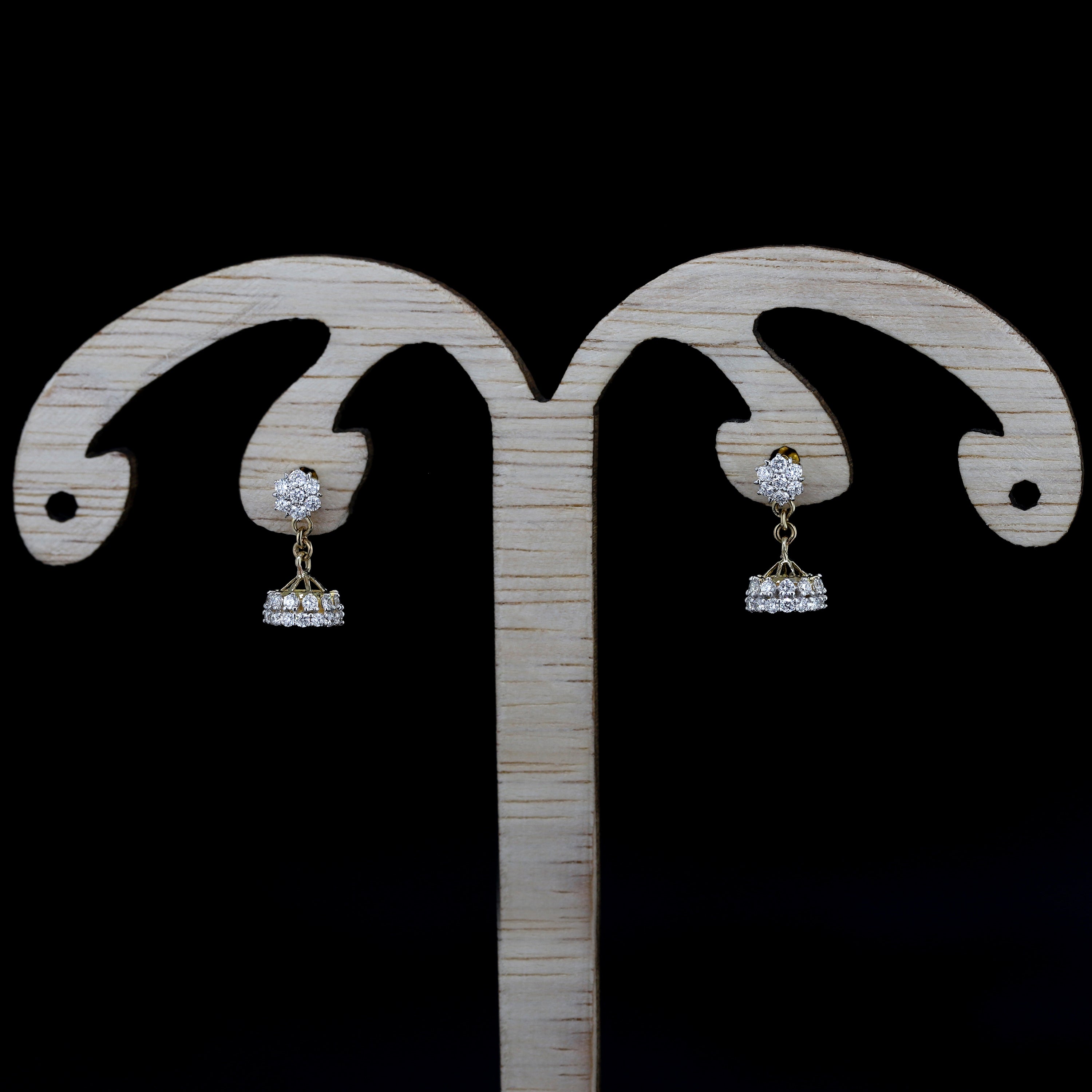 Celestial Glow – Diamond Earrings