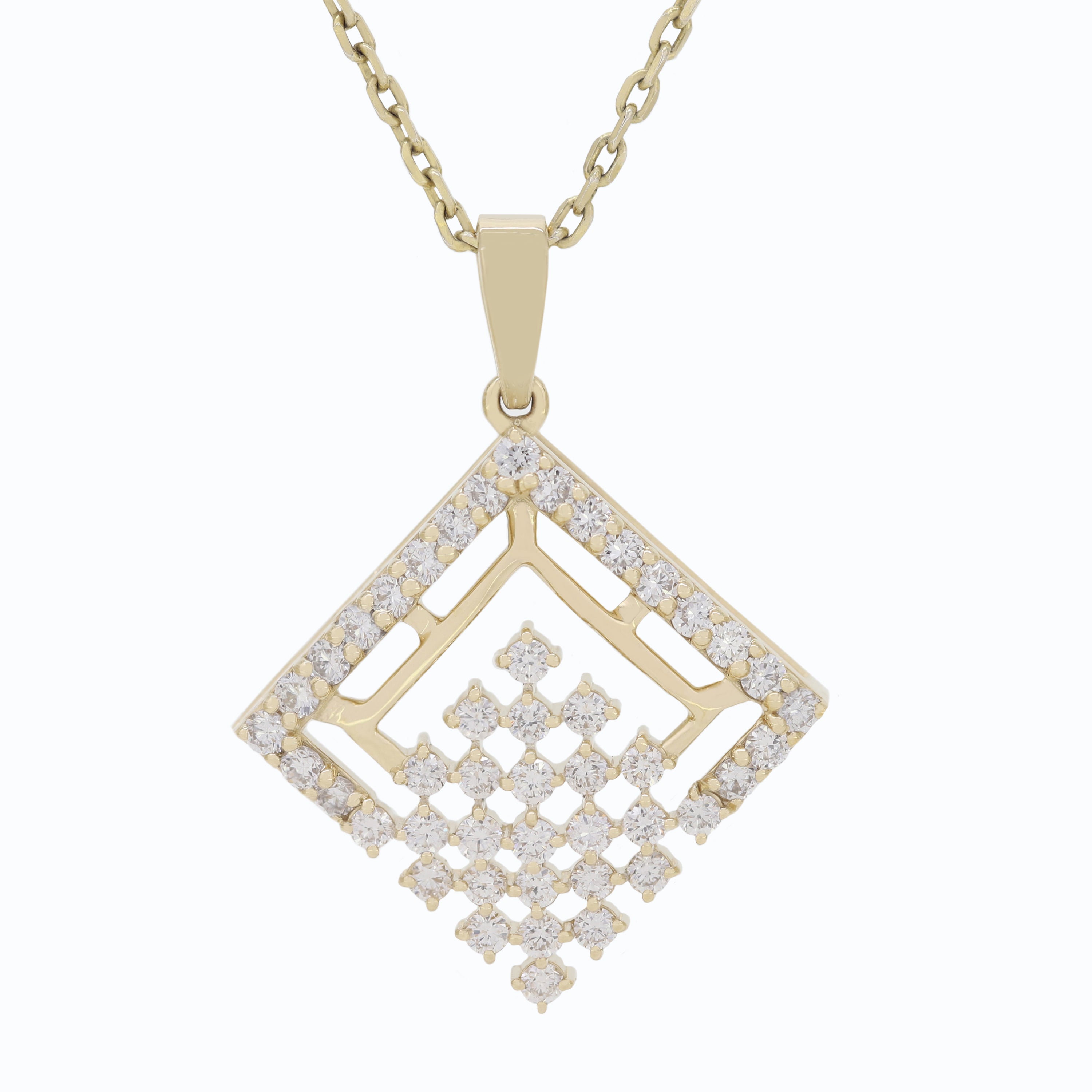 Luminous Charm Round Diamond Pendant in Yellow Gold