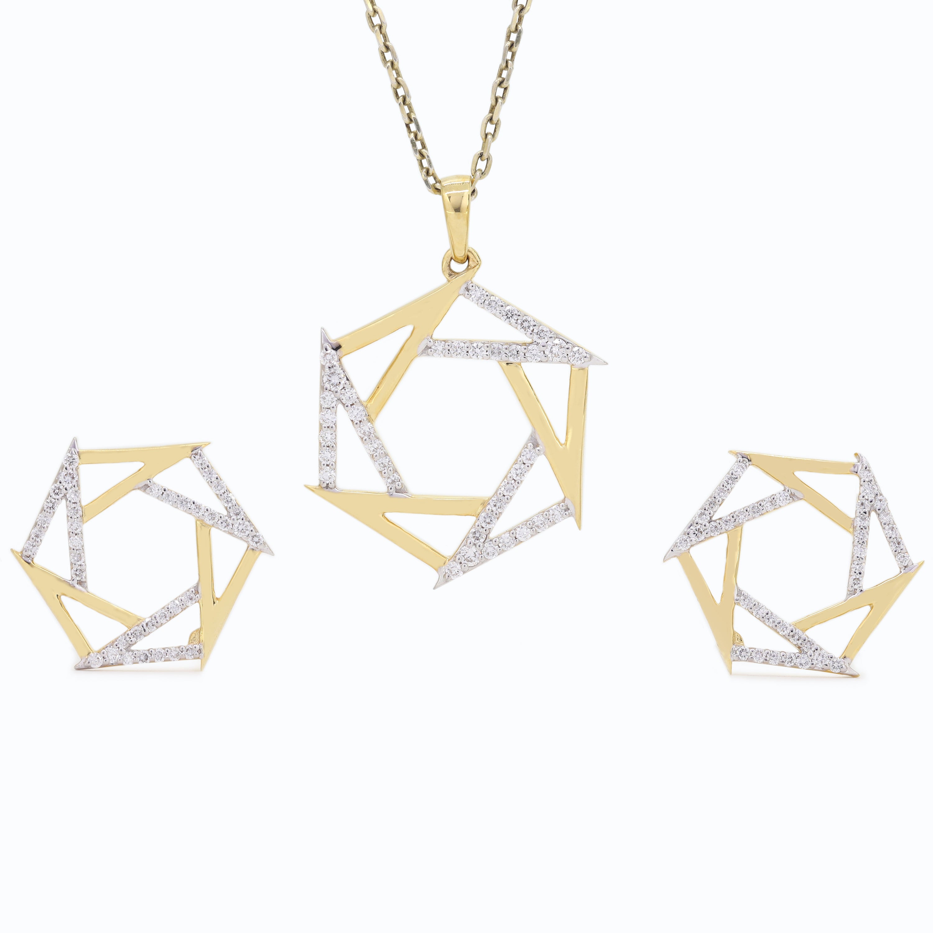Dazzling Bloom – Yellow Gold Cluster Diamond Jewelry Set