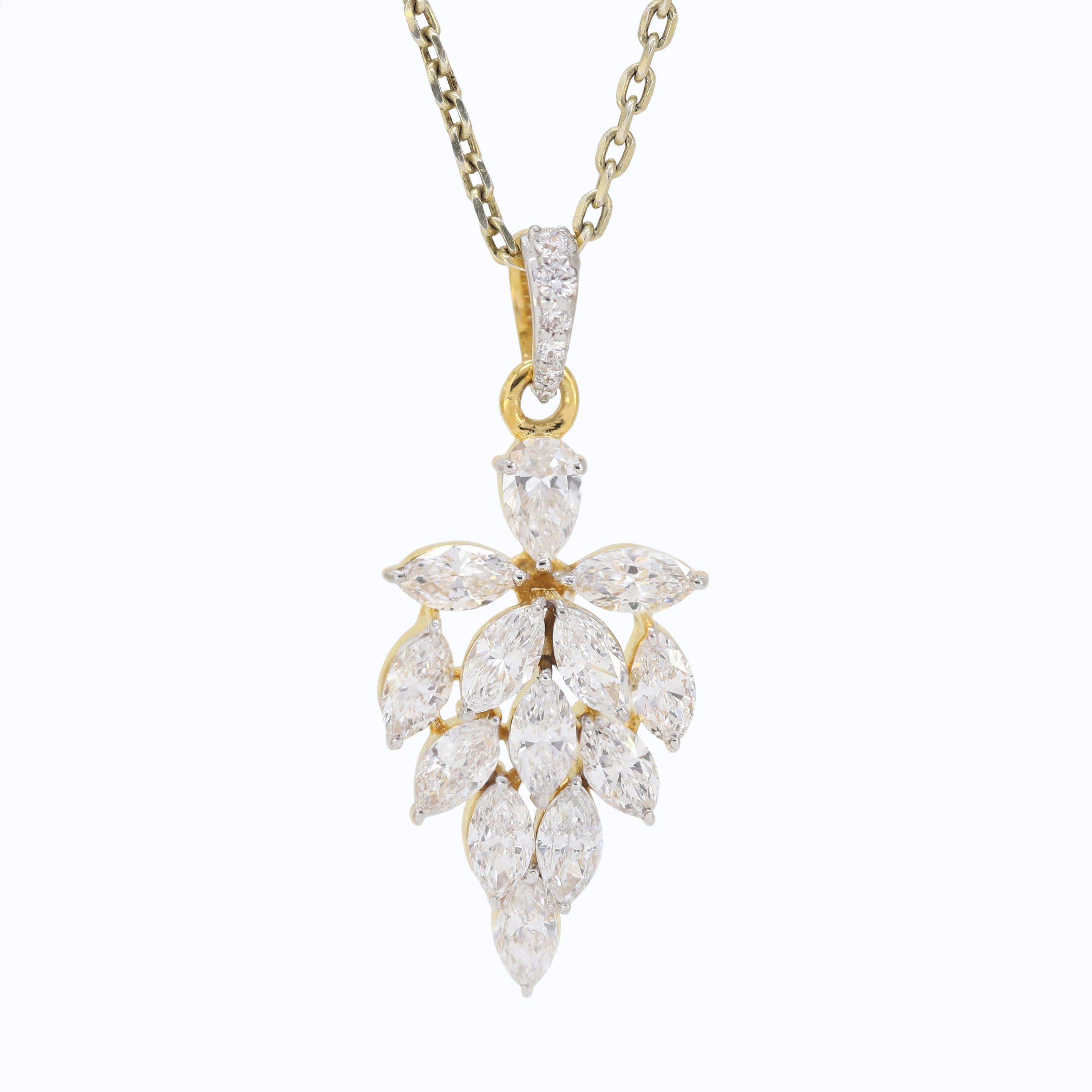 Pure Glow Round Diamond Pendant in Yellow Gold