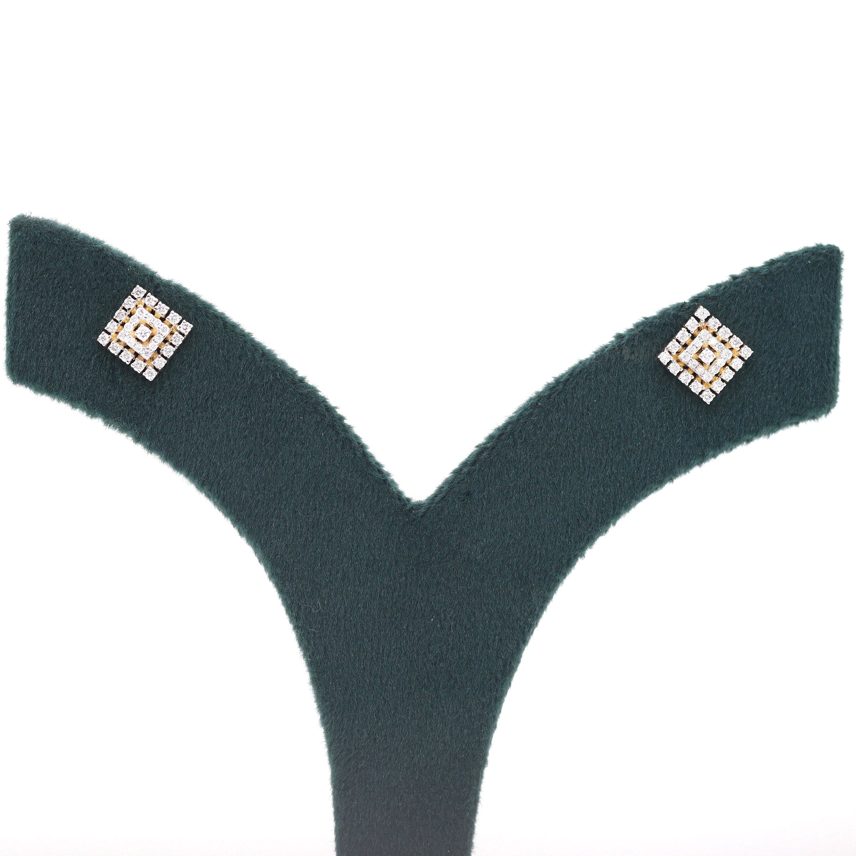 Golden Bloom Round Diamond Pendant with Earrings Set