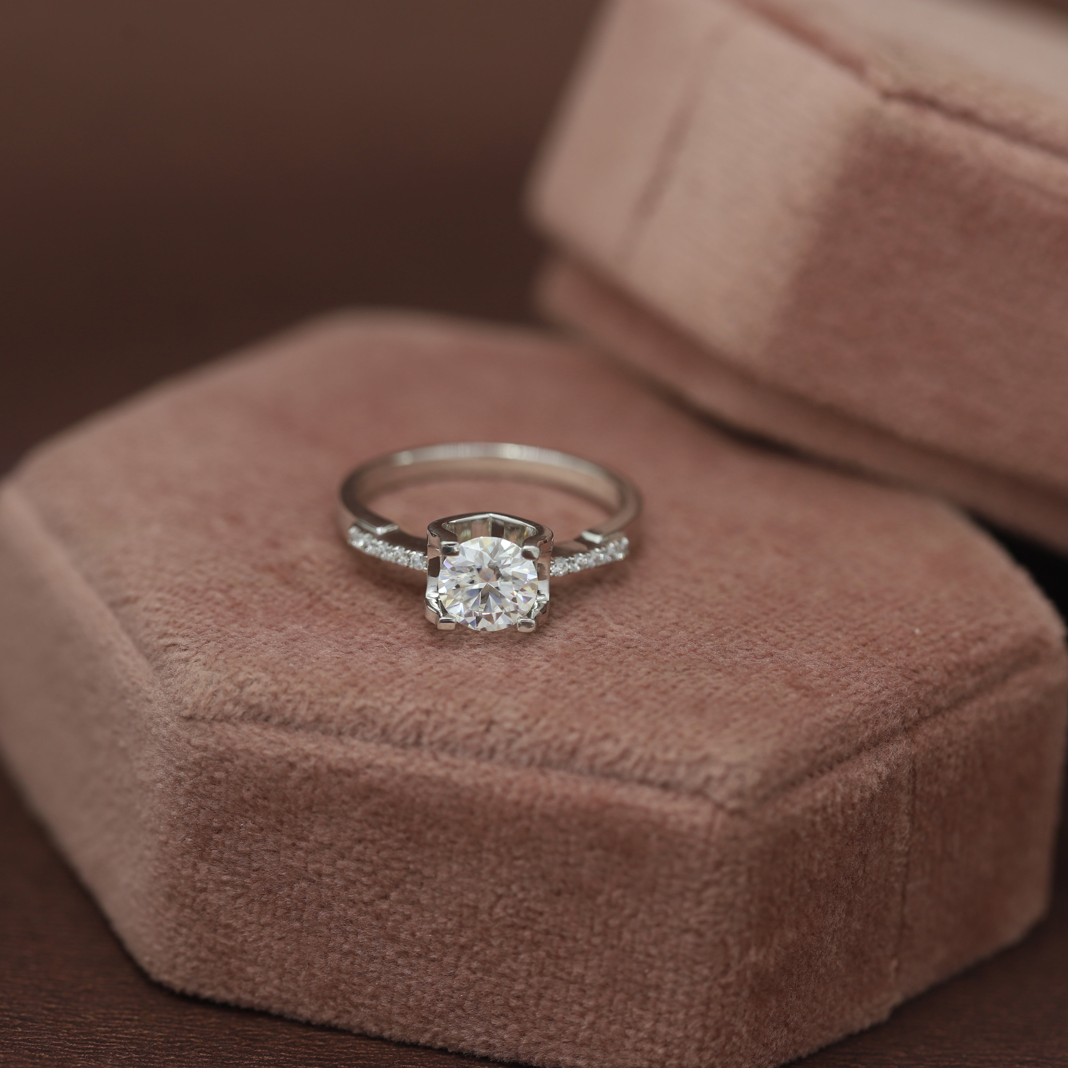Forever, Refined – A Sleek White Gold Diamond Ring