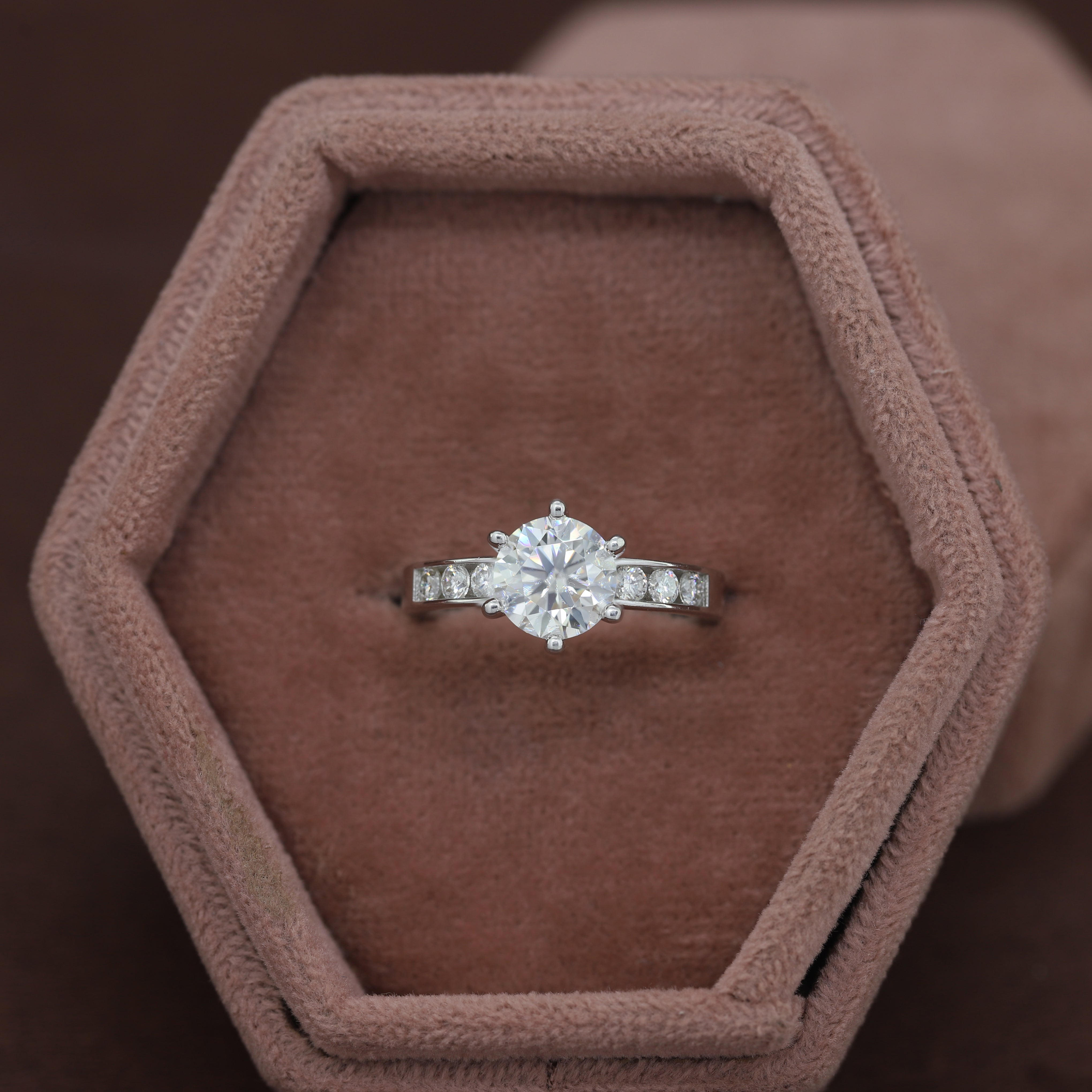 The One Ring – Round White Gold Diamond Ring