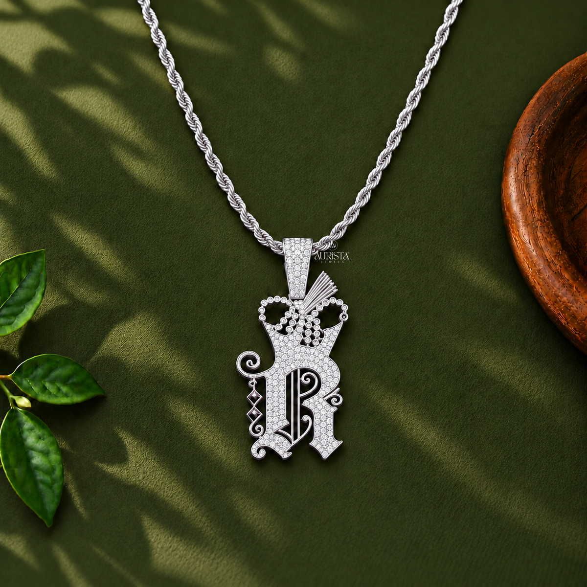 Letter R Crown Pendant Moissanite in Diamond Gold Hip Hop Fine Jewelry