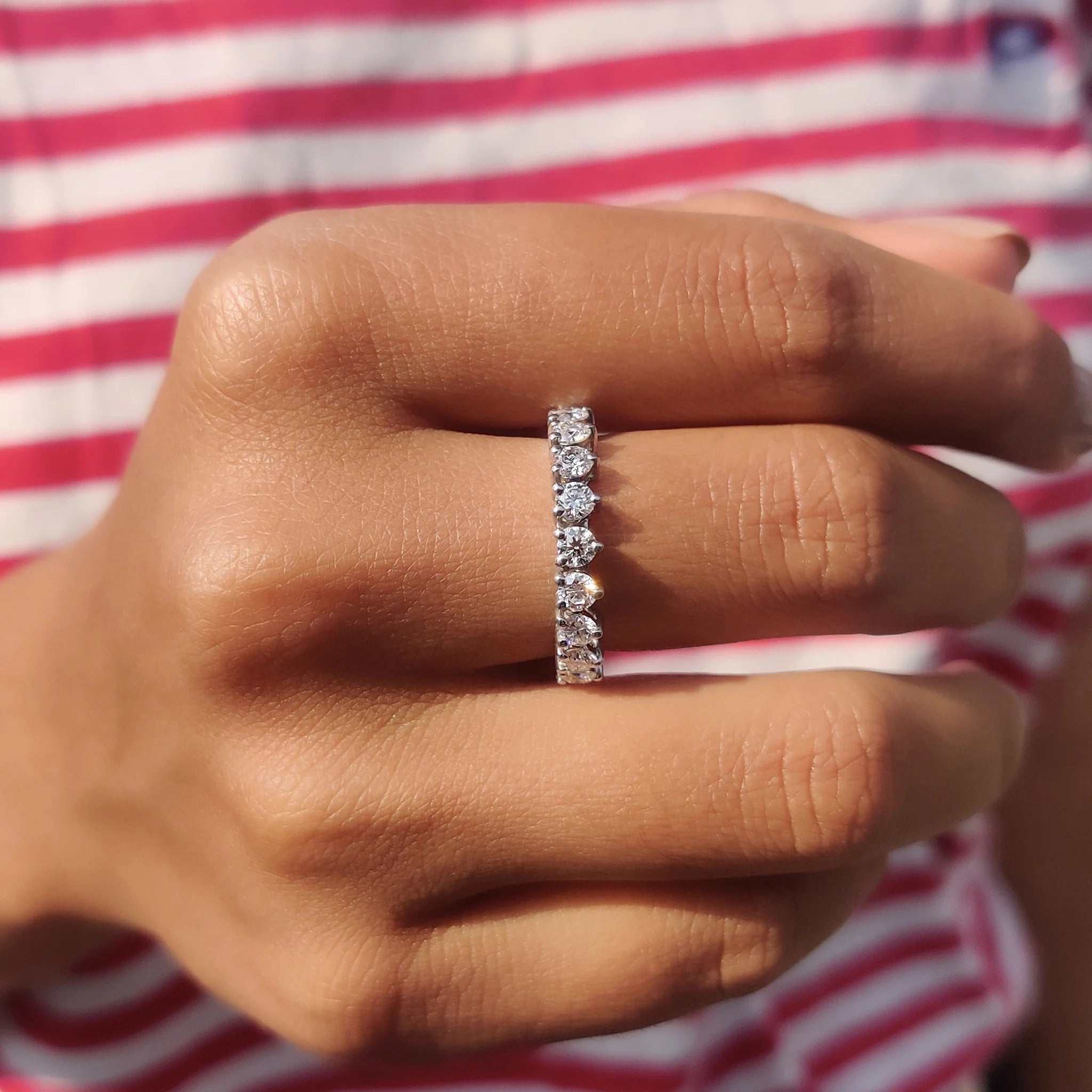 Moissanite Diamond Twisted Rope Band White Gold Minimalist Stackable Wedding Ring