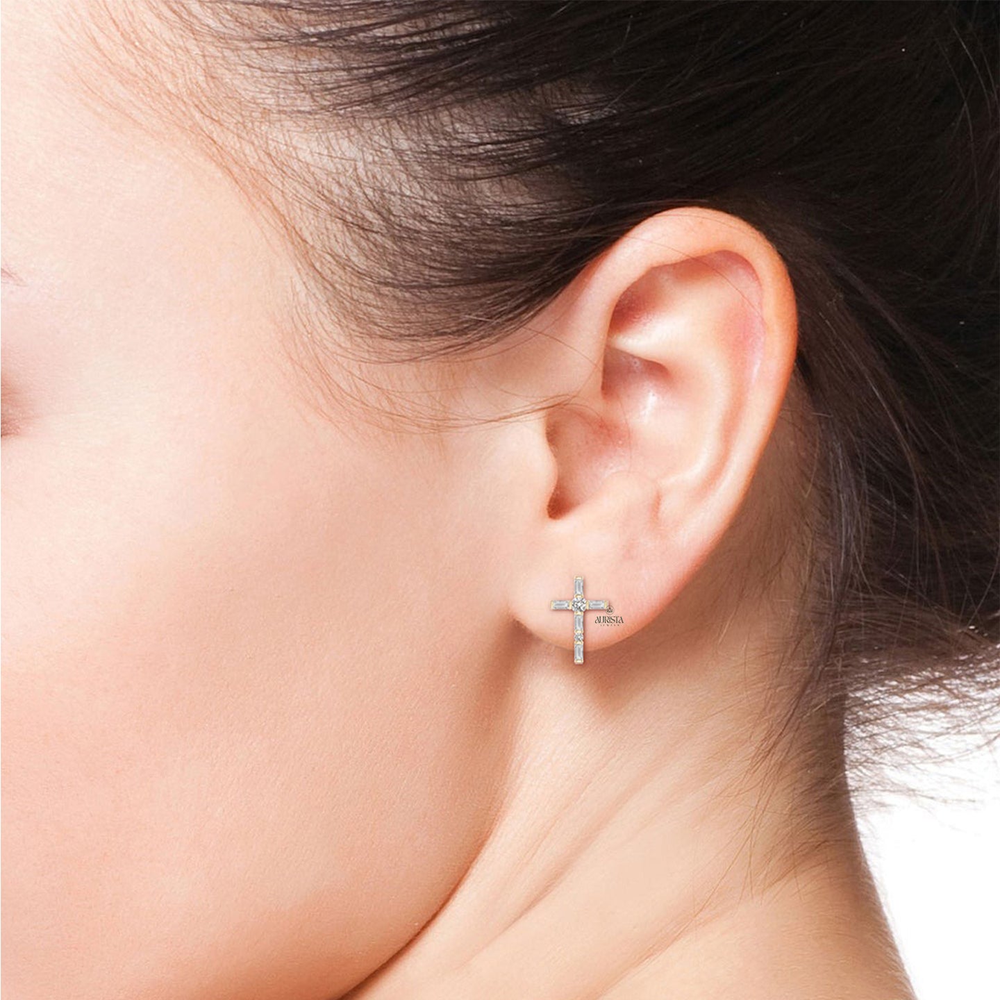 Royal Earrings with Precious Diamond