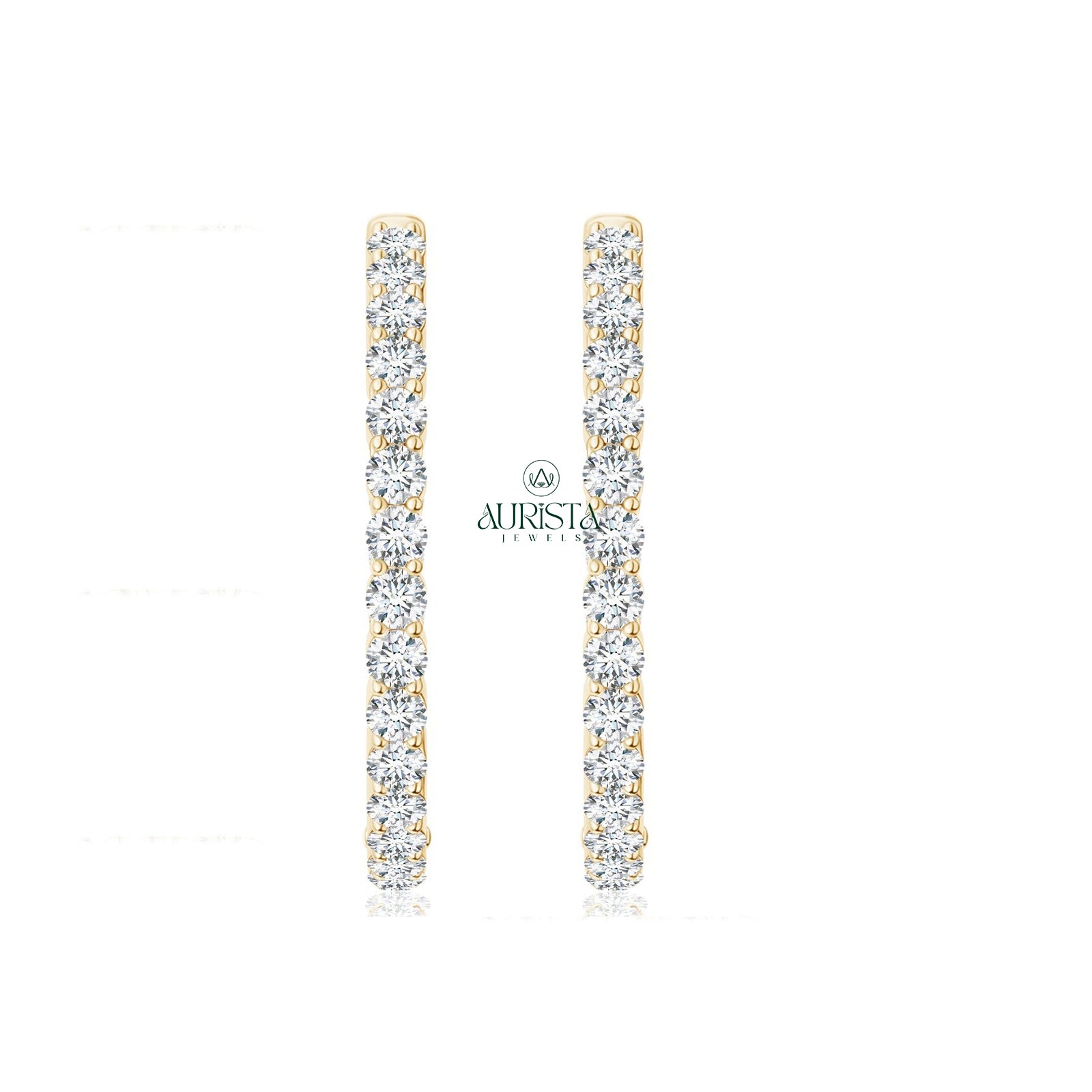 Trendy Earrings with Elegant Diamond