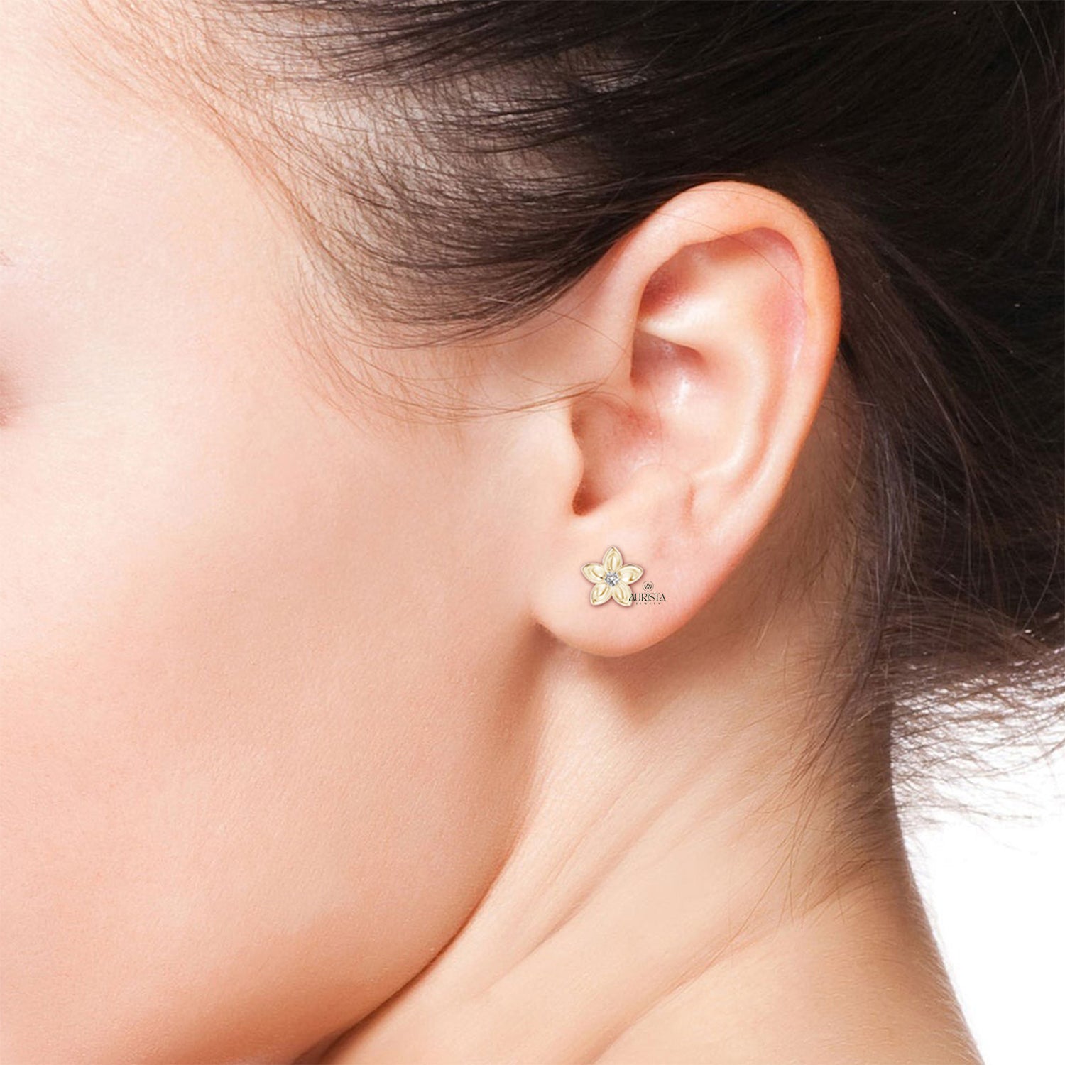 Designer Earrings with Elegant Diamond