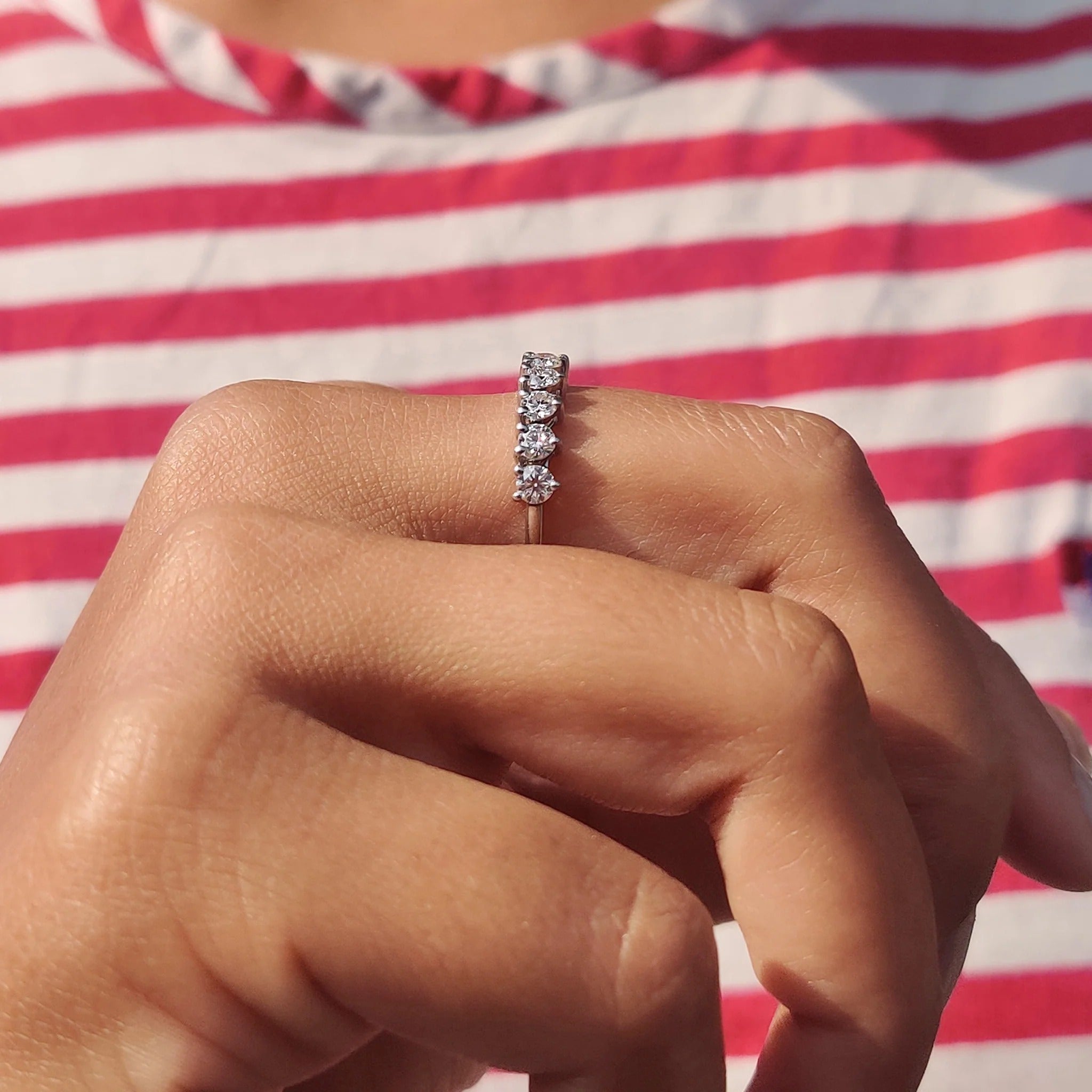 Moissanite Diamond Twisted Rope Band White Gold Minimalist Stackable Wedding Ring